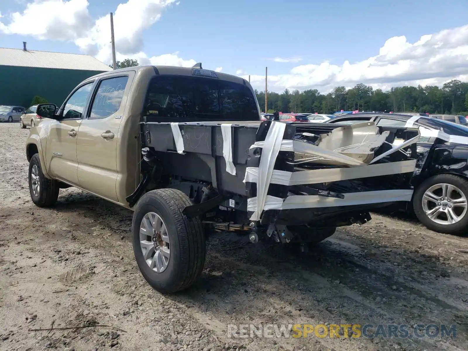 3 Photograph of a damaged car 3TMCZ5AN4KM258760 TOYOTA TACOMA 2019