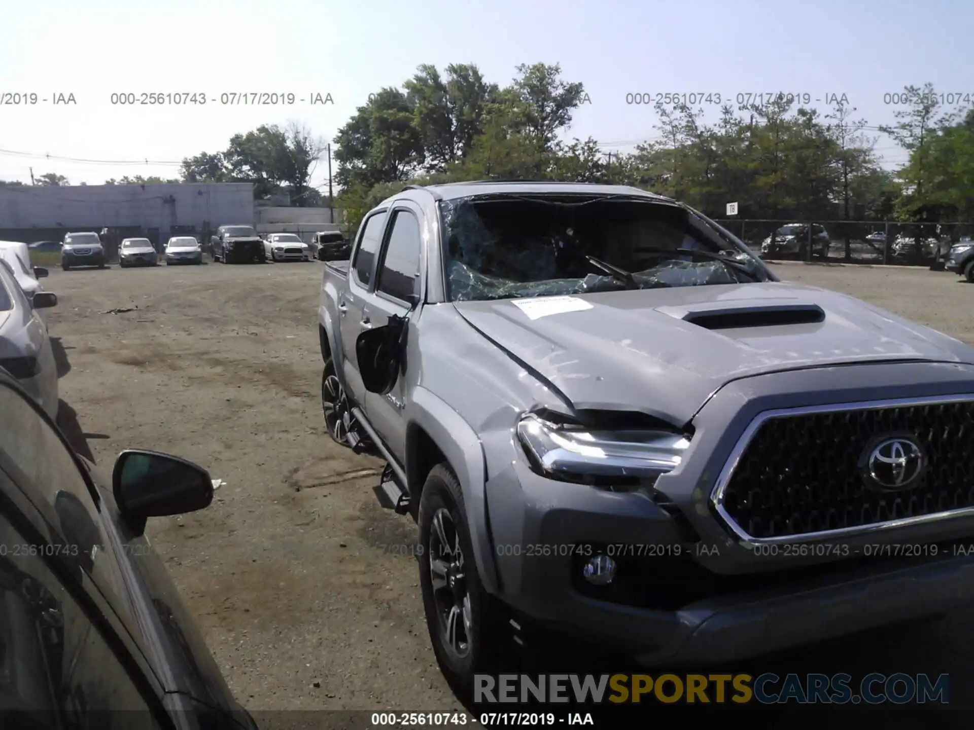 6 Photograph of a damaged car 3TMCZ5AN4KM259861 TOYOTA TACOMA 2019