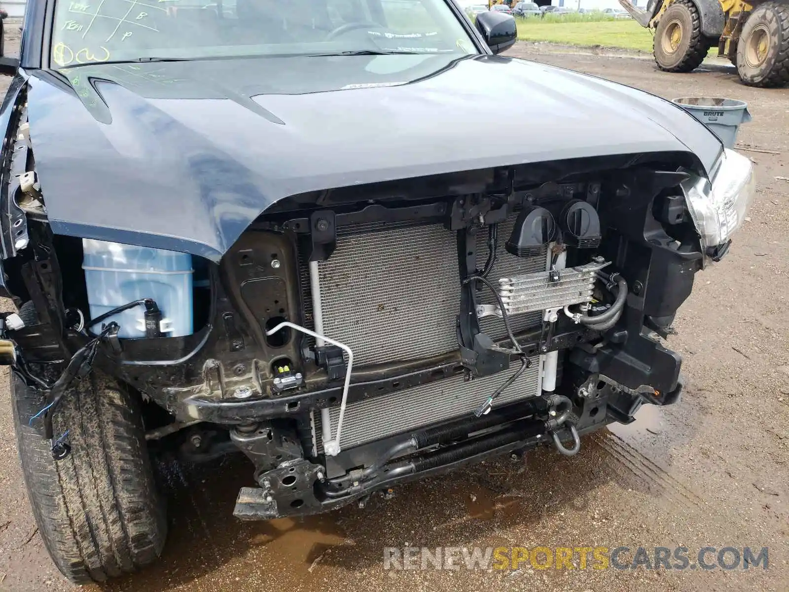 9 Photograph of a damaged car 3TMCZ5AN4KM261089 TOYOTA TACOMA 2019