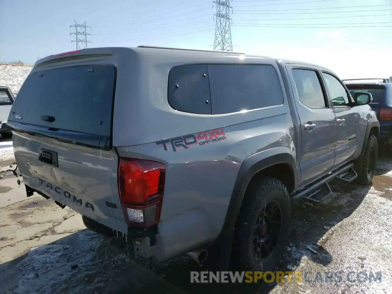 4 Photograph of a damaged car 3TMCZ5AN4KM262694 TOYOTA TACOMA 2019