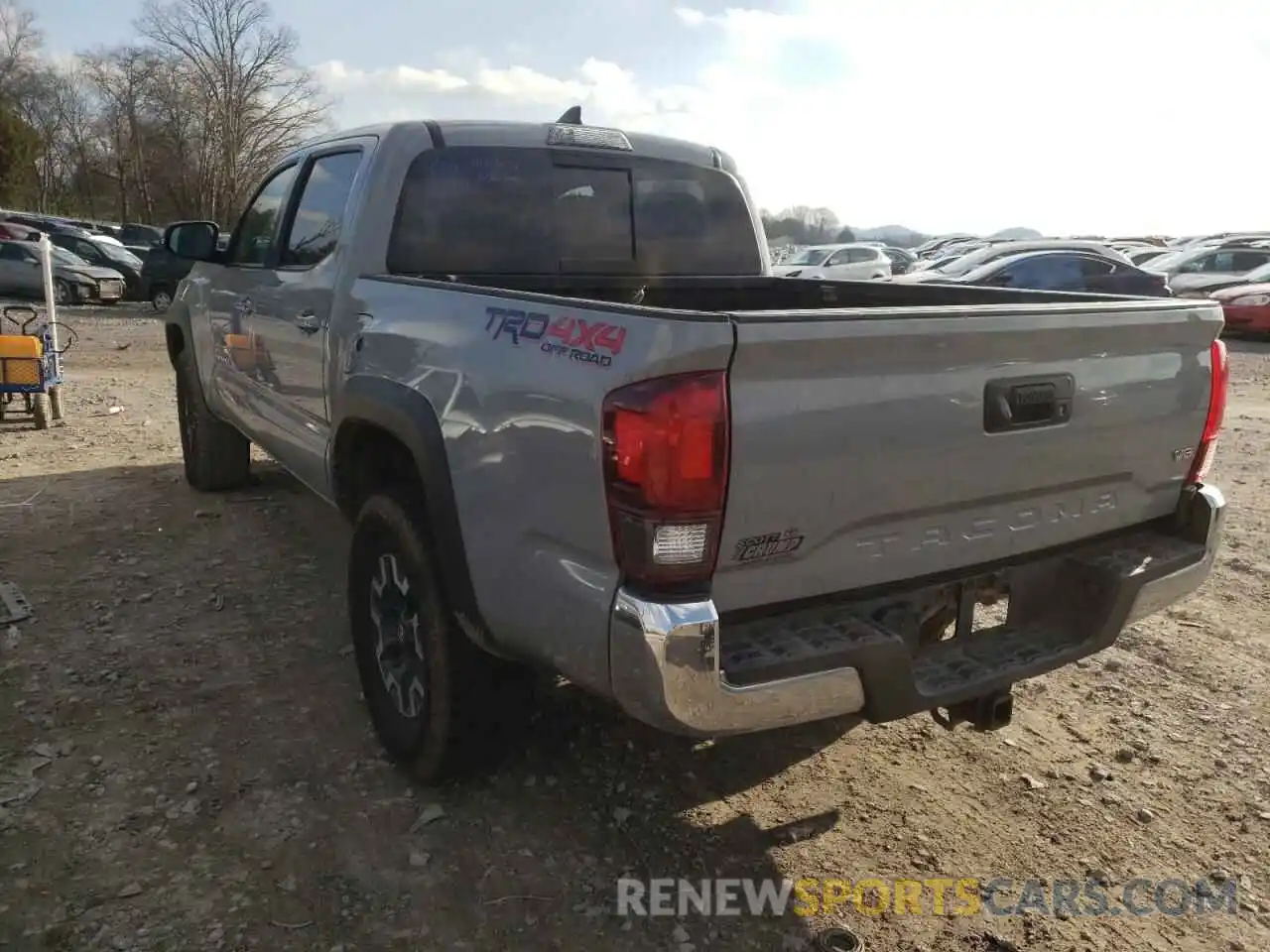 3 Photograph of a damaged car 3TMCZ5AN4KM265658 TOYOTA TACOMA 2019