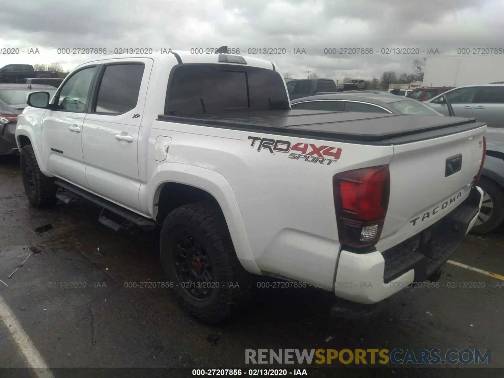 3 Photograph of a damaged car 3TMCZ5AN4KM267491 TOYOTA TACOMA 2019