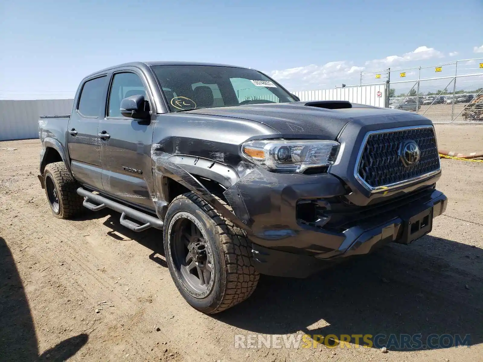 1 Photograph of a damaged car 3TMCZ5AN4KM270987 TOYOTA TACOMA 2019