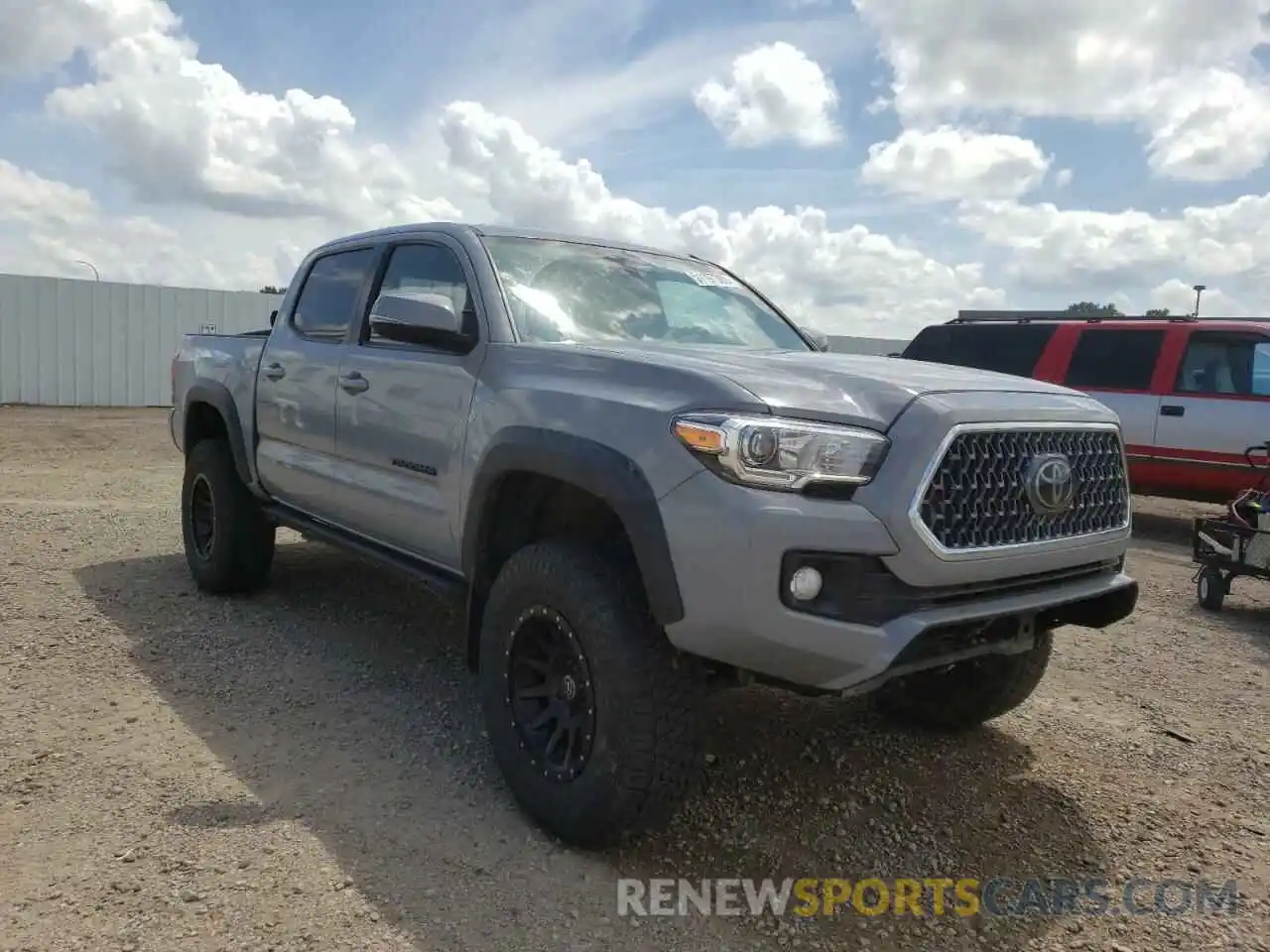 1 Фотография поврежденного автомобиля 3TMCZ5AN4KM277549 TOYOTA TACOMA 2019