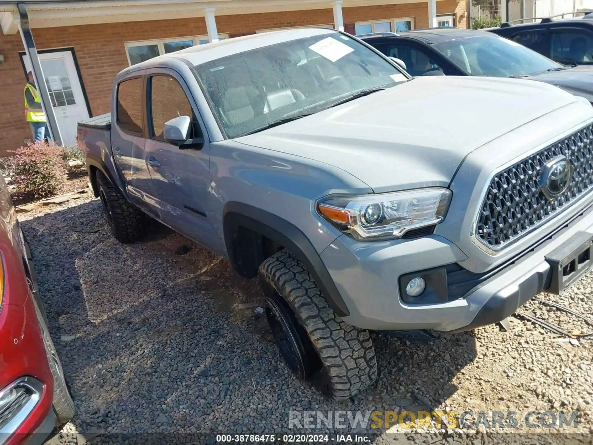 1 Photograph of a damaged car 3TMCZ5AN4KM279169 TOYOTA TACOMA 2019