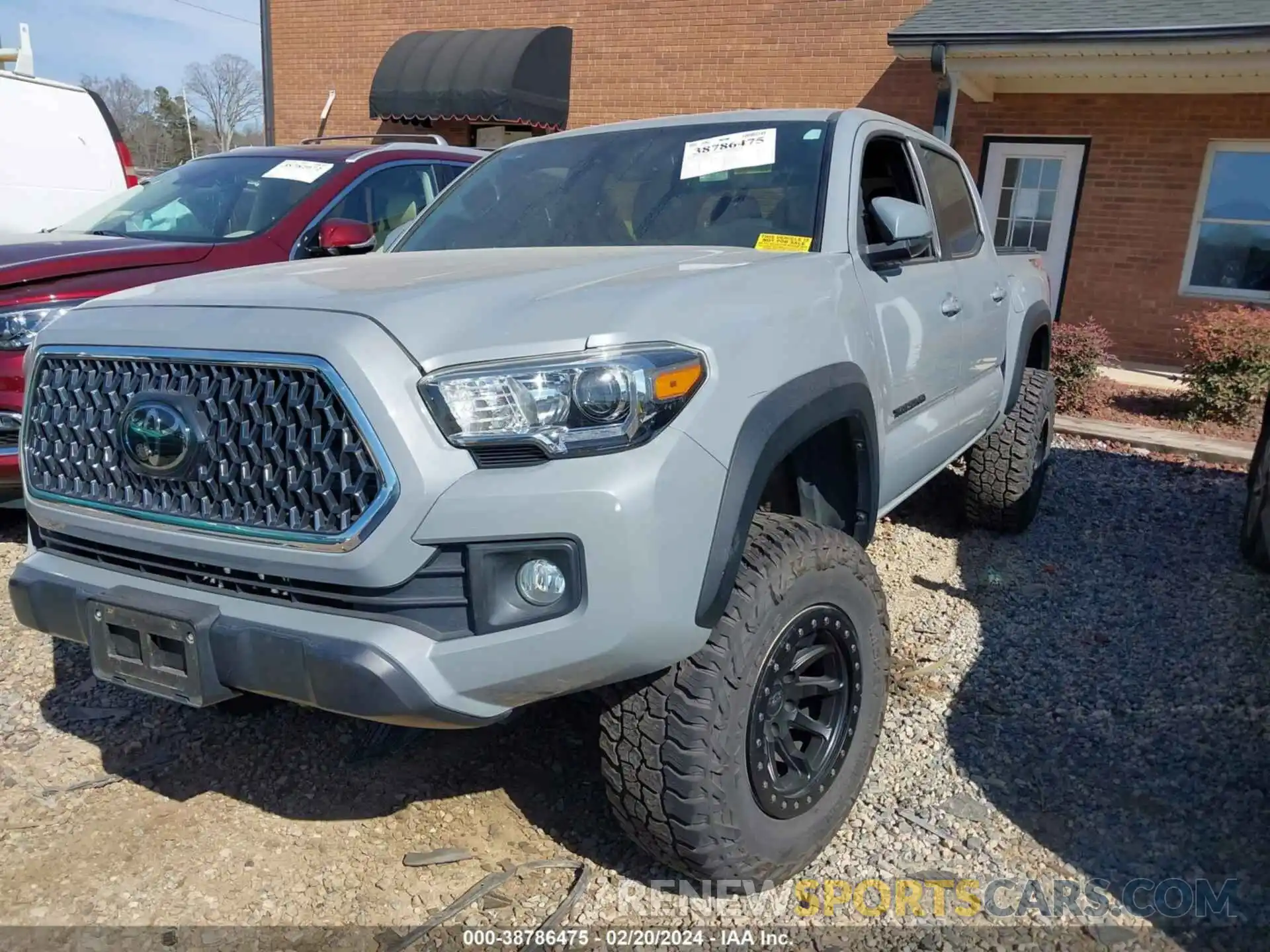 2 Фотография поврежденного автомобиля 3TMCZ5AN4KM279169 TOYOTA TACOMA 2019