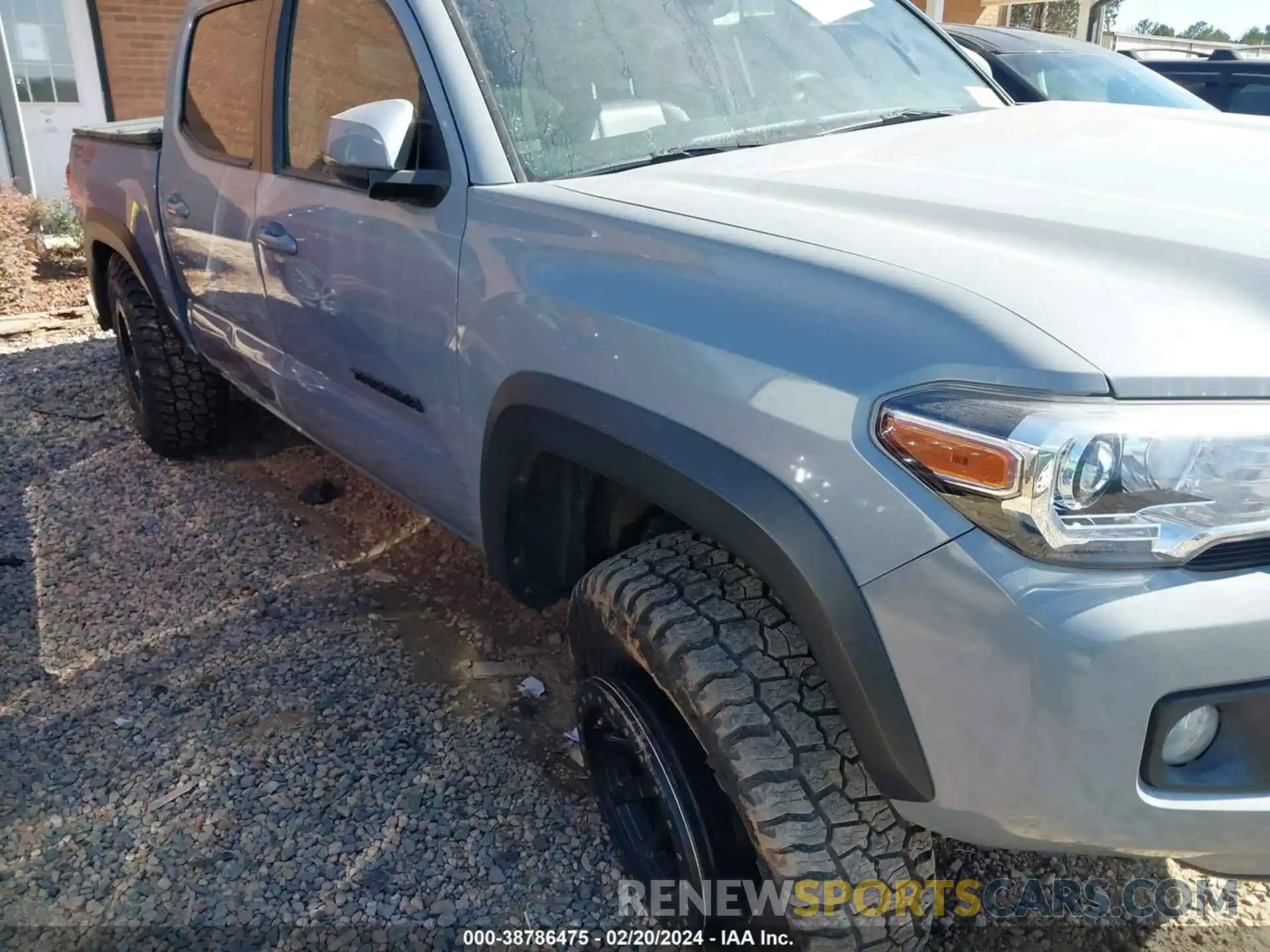 6 Photograph of a damaged car 3TMCZ5AN4KM279169 TOYOTA TACOMA 2019