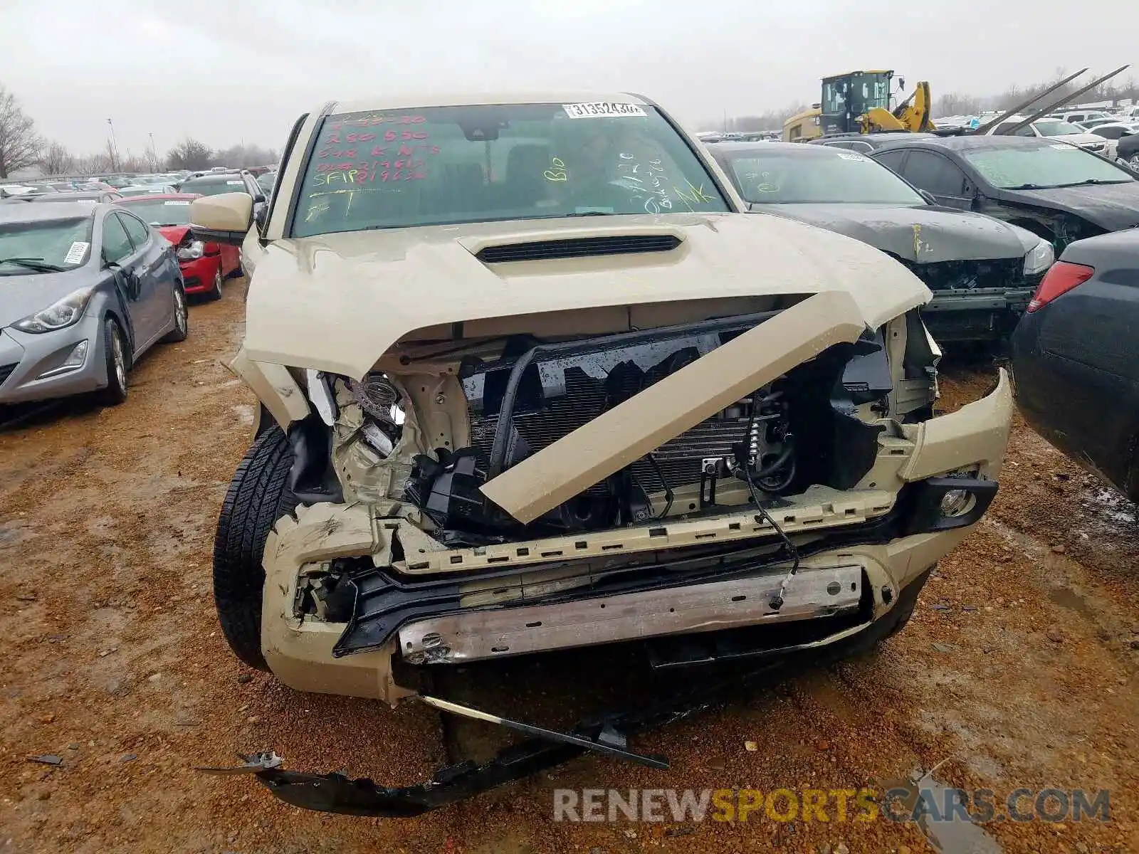 7 Photograph of a damaged car 3TMCZ5AN4KM280550 TOYOTA TACOMA 2019