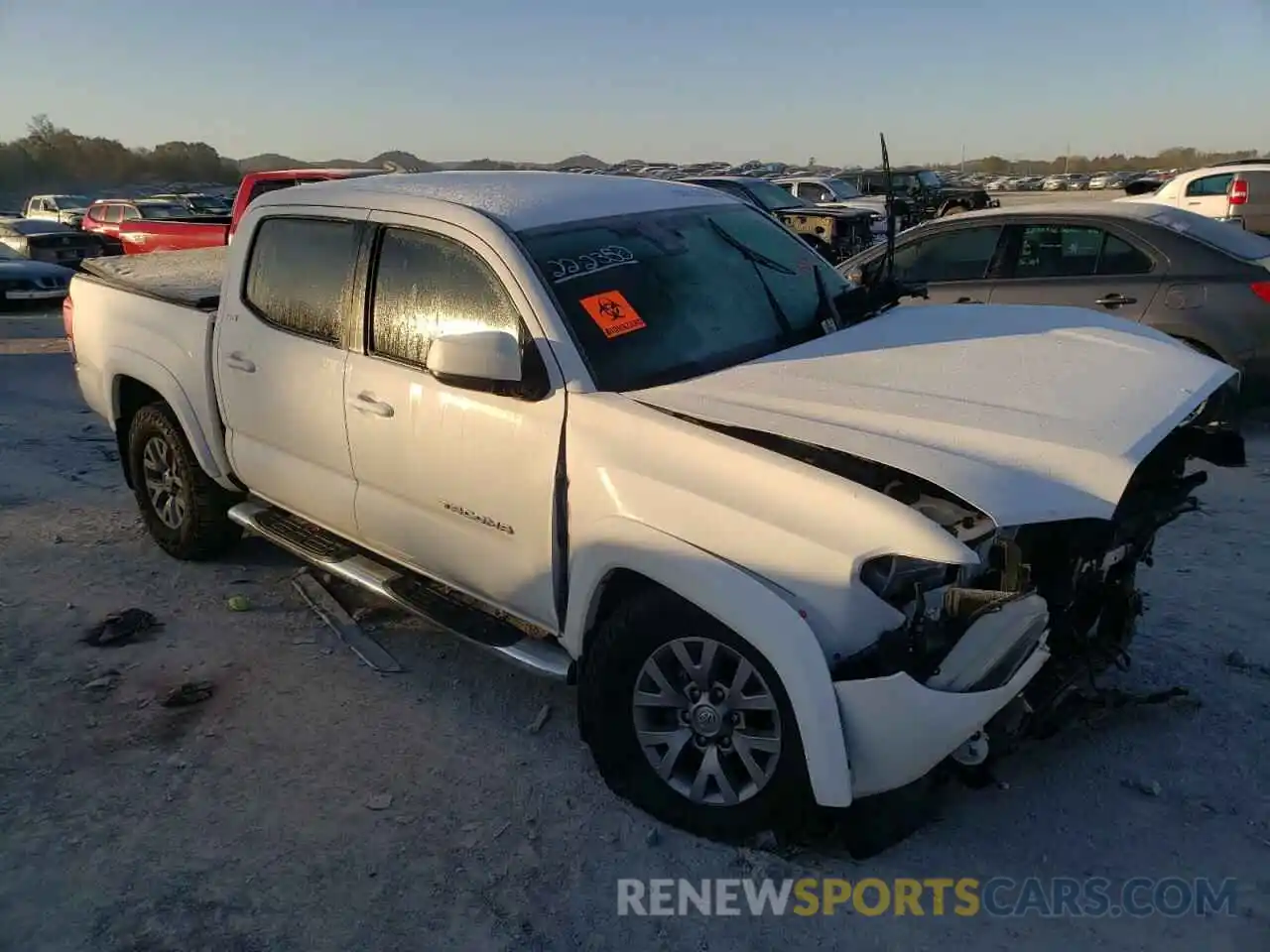 1 Фотография поврежденного автомобиля 3TMCZ5AN4KM284503 TOYOTA TACOMA 2019