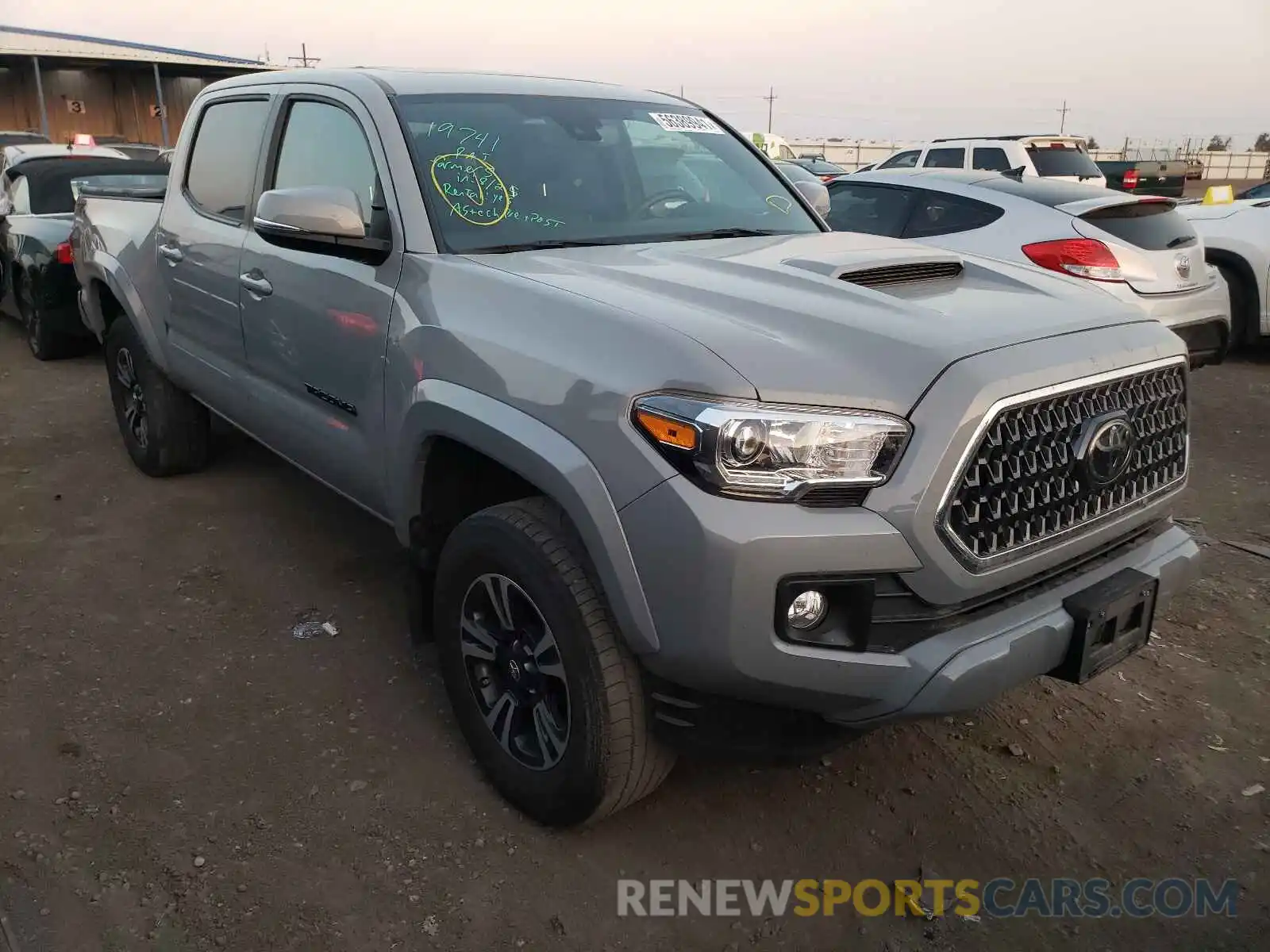 1 Photograph of a damaged car 3TMCZ5AN4KM287904 TOYOTA TACOMA 2019