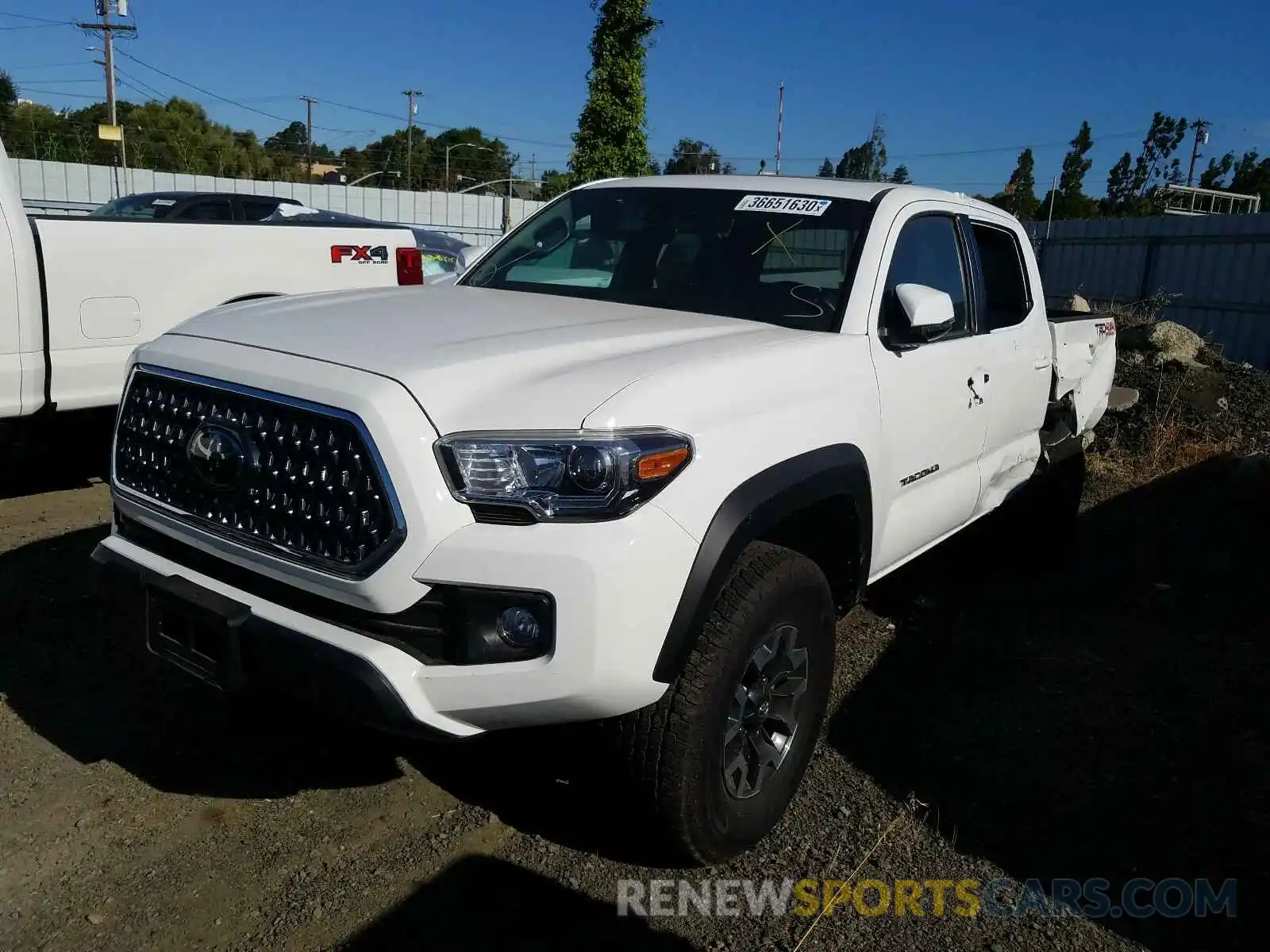 2 Photograph of a damaged car 3TMCZ5AN4KM288096 TOYOTA TACOMA 2019