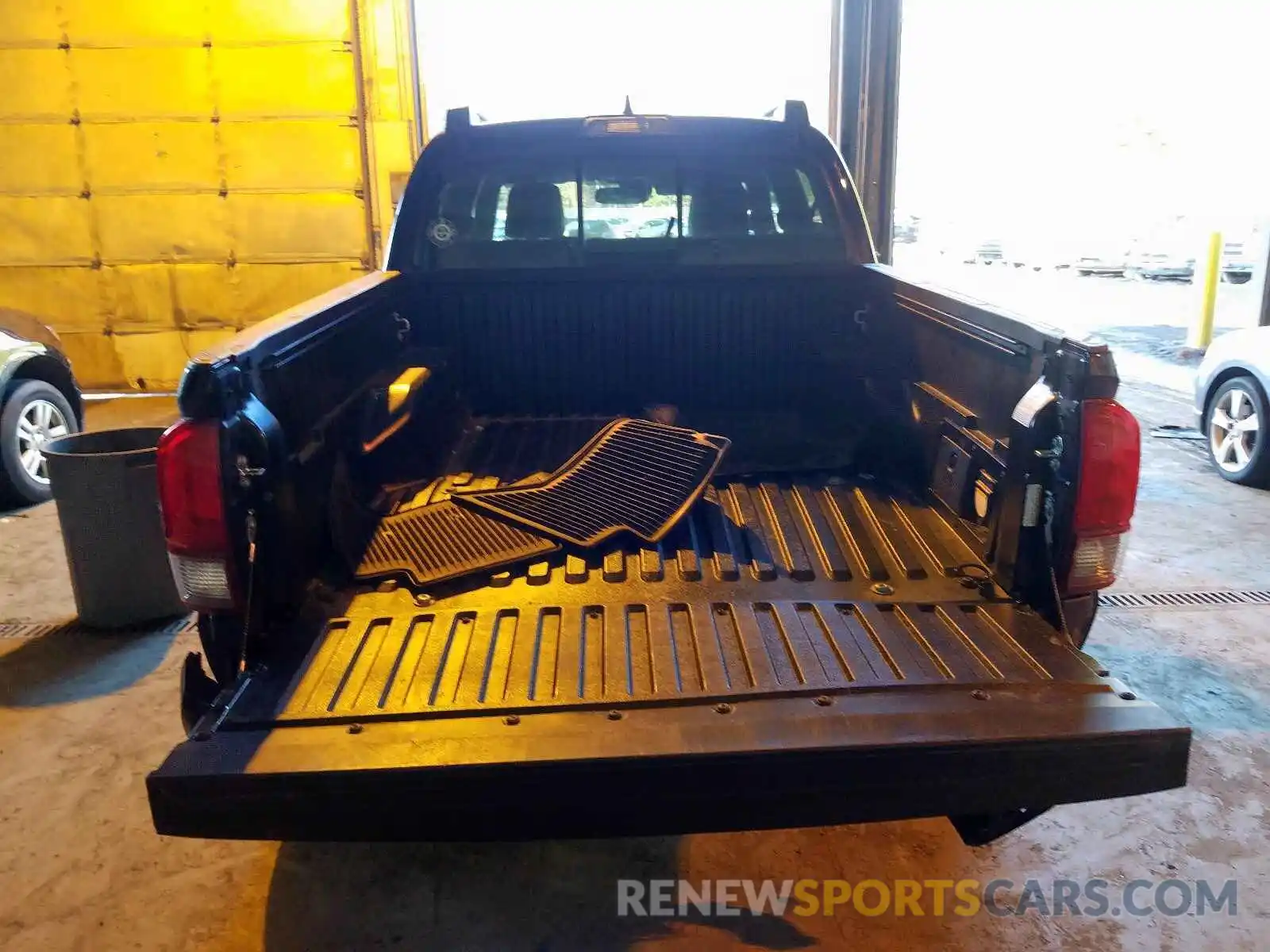 9 Photograph of a damaged car 3TMCZ5AN5KM189030 TOYOTA TACOMA 2019