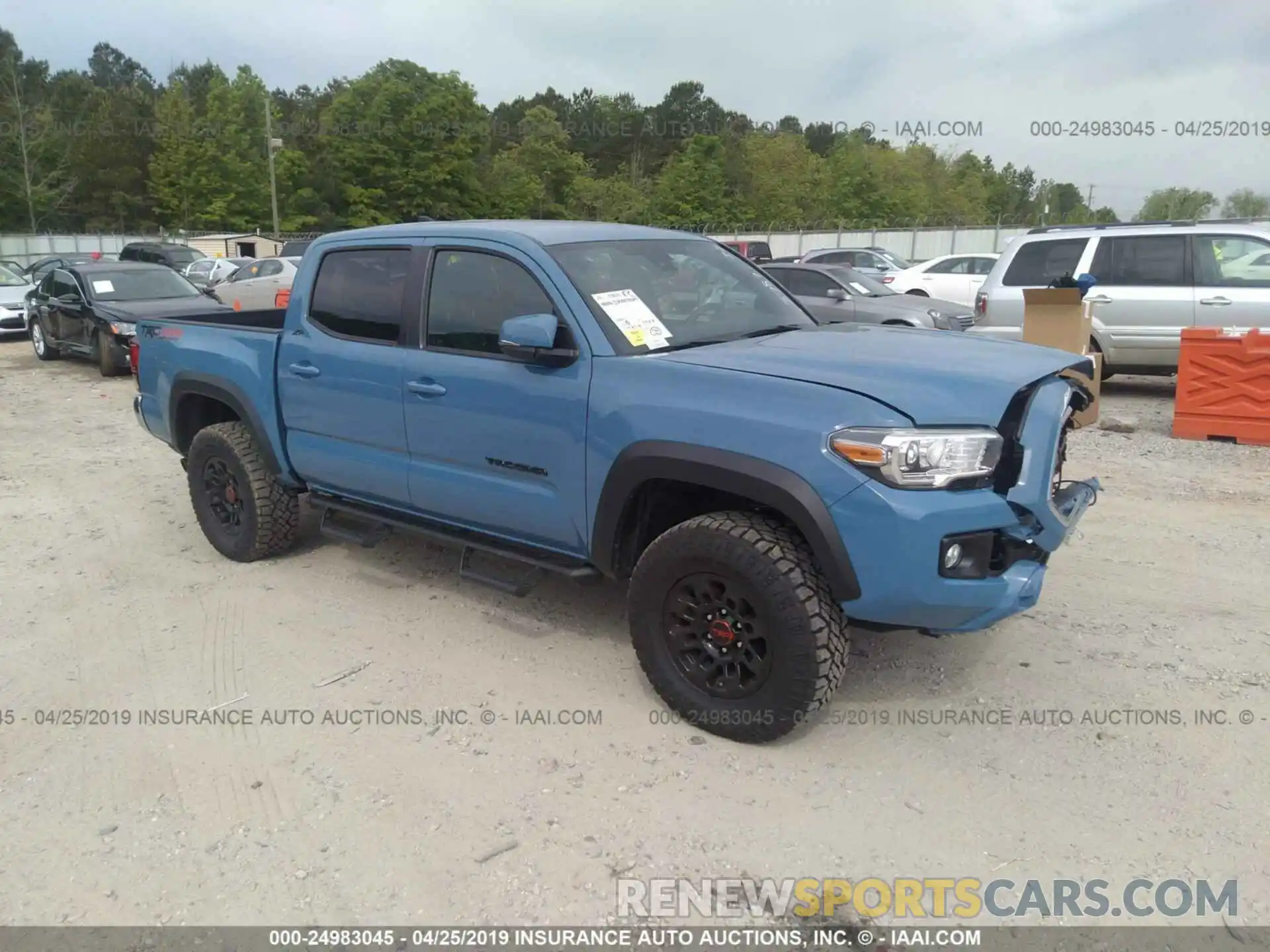 1 Photograph of a damaged car 3TMCZ5AN5KM193787 TOYOTA TACOMA 2019