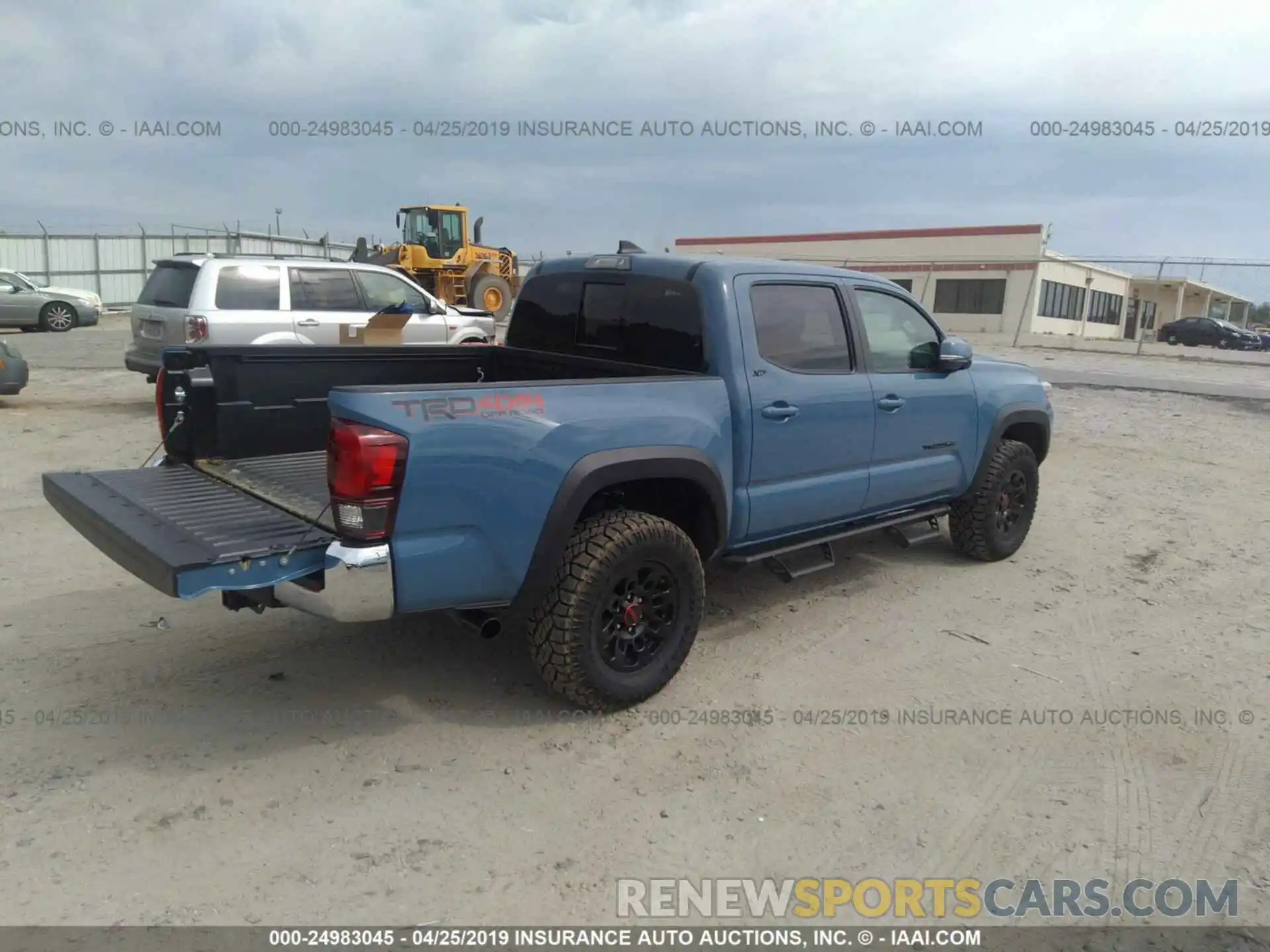 4 Фотография поврежденного автомобиля 3TMCZ5AN5KM193787 TOYOTA TACOMA 2019