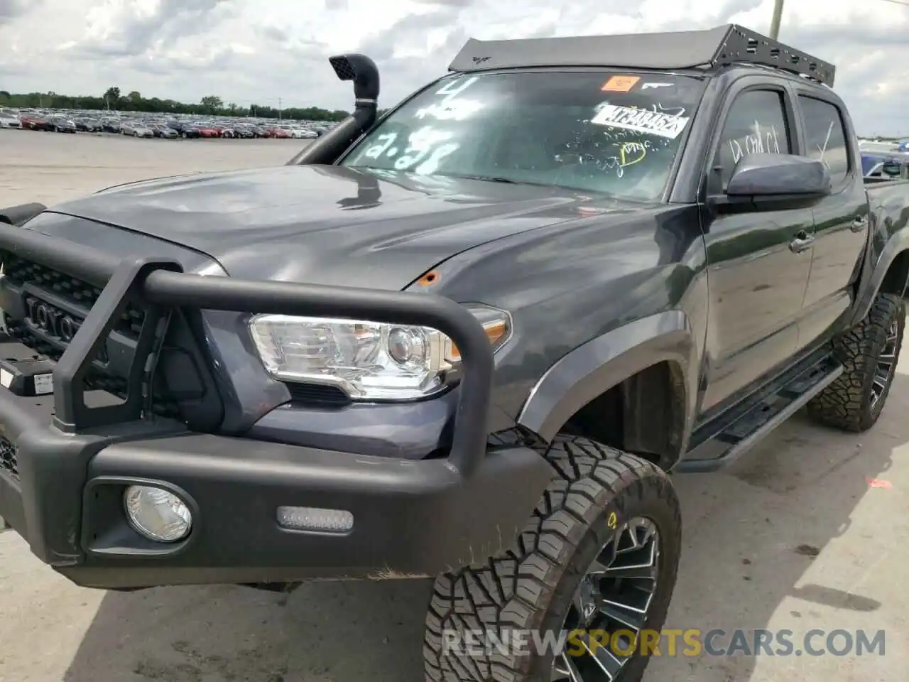 9 Photograph of a damaged car 3TMCZ5AN5KM194924 TOYOTA TACOMA 2019