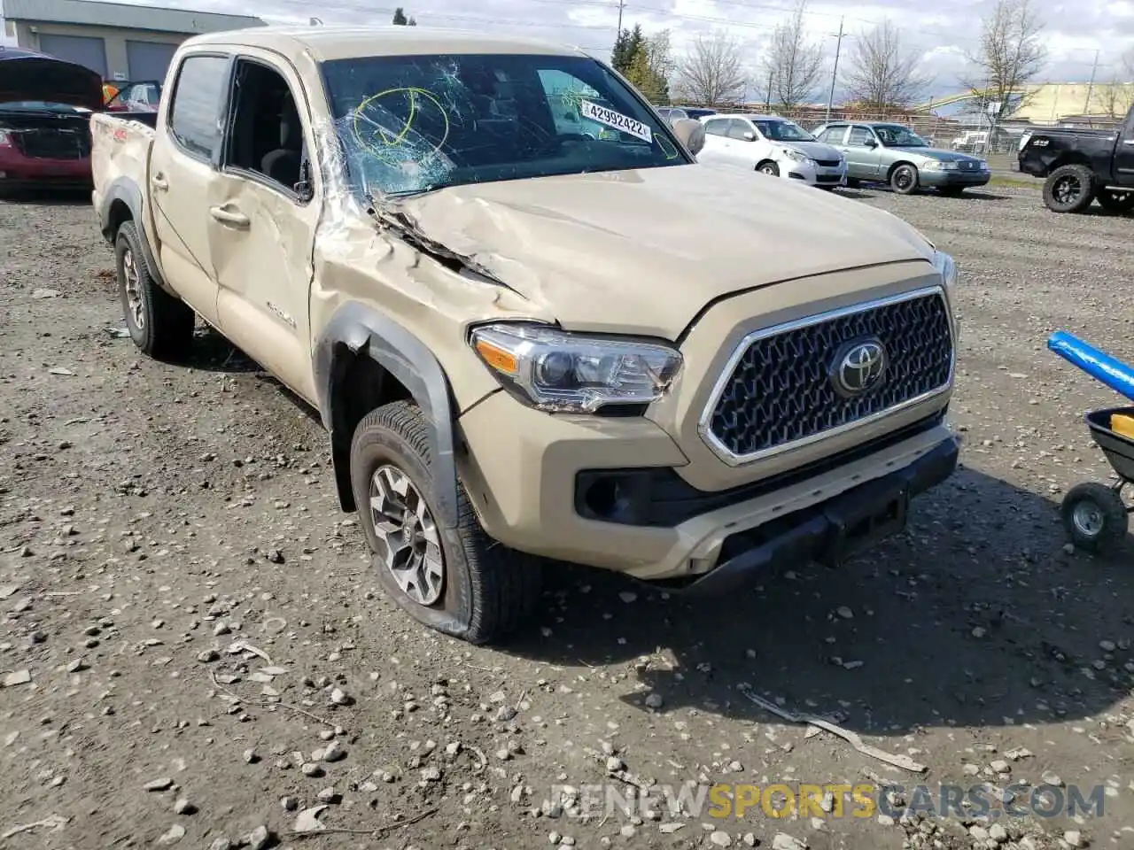 1 Photograph of a damaged car 3TMCZ5AN5KM197595 TOYOTA TACOMA 2019