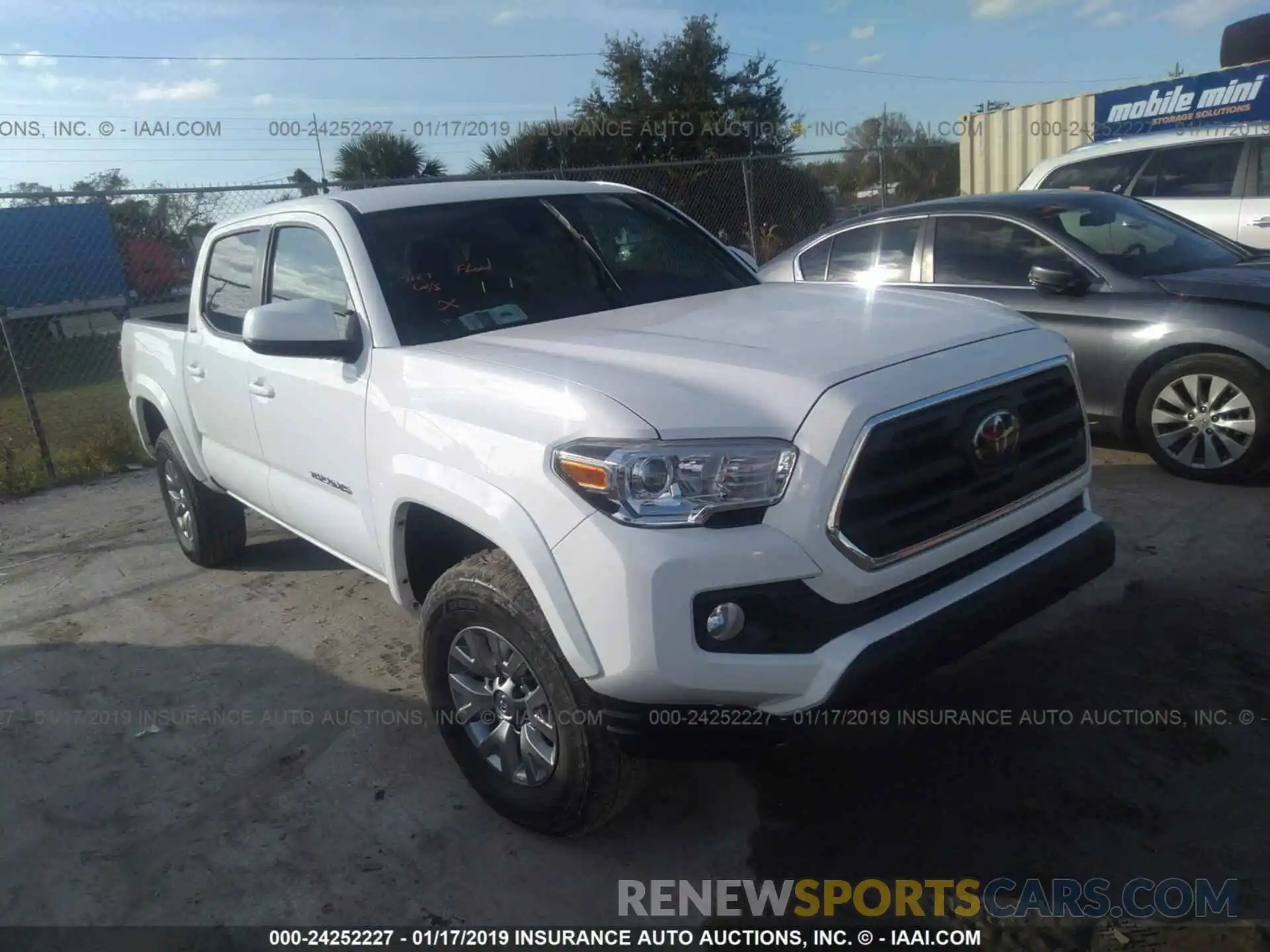 1 Photograph of a damaged car 3TMCZ5AN5KM198763 TOYOTA TACOMA 2019