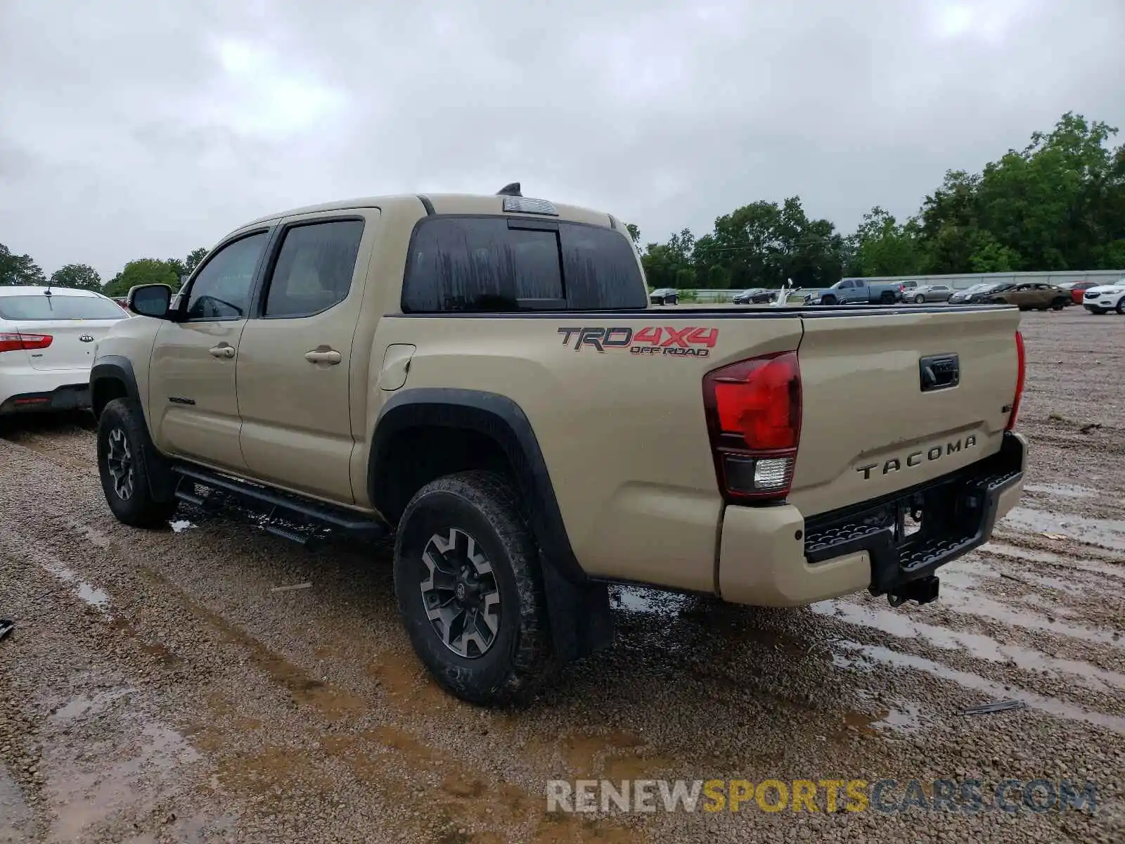 3 Photograph of a damaged car 3TMCZ5AN5KM200592 TOYOTA TACOMA 2019