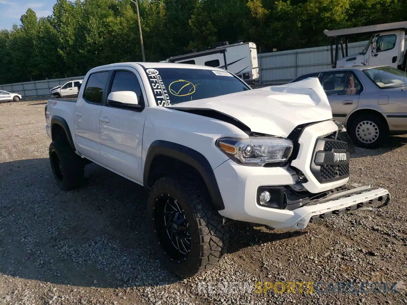 1 Photograph of a damaged car 3TMCZ5AN5KM203265 TOYOTA TACOMA 2019