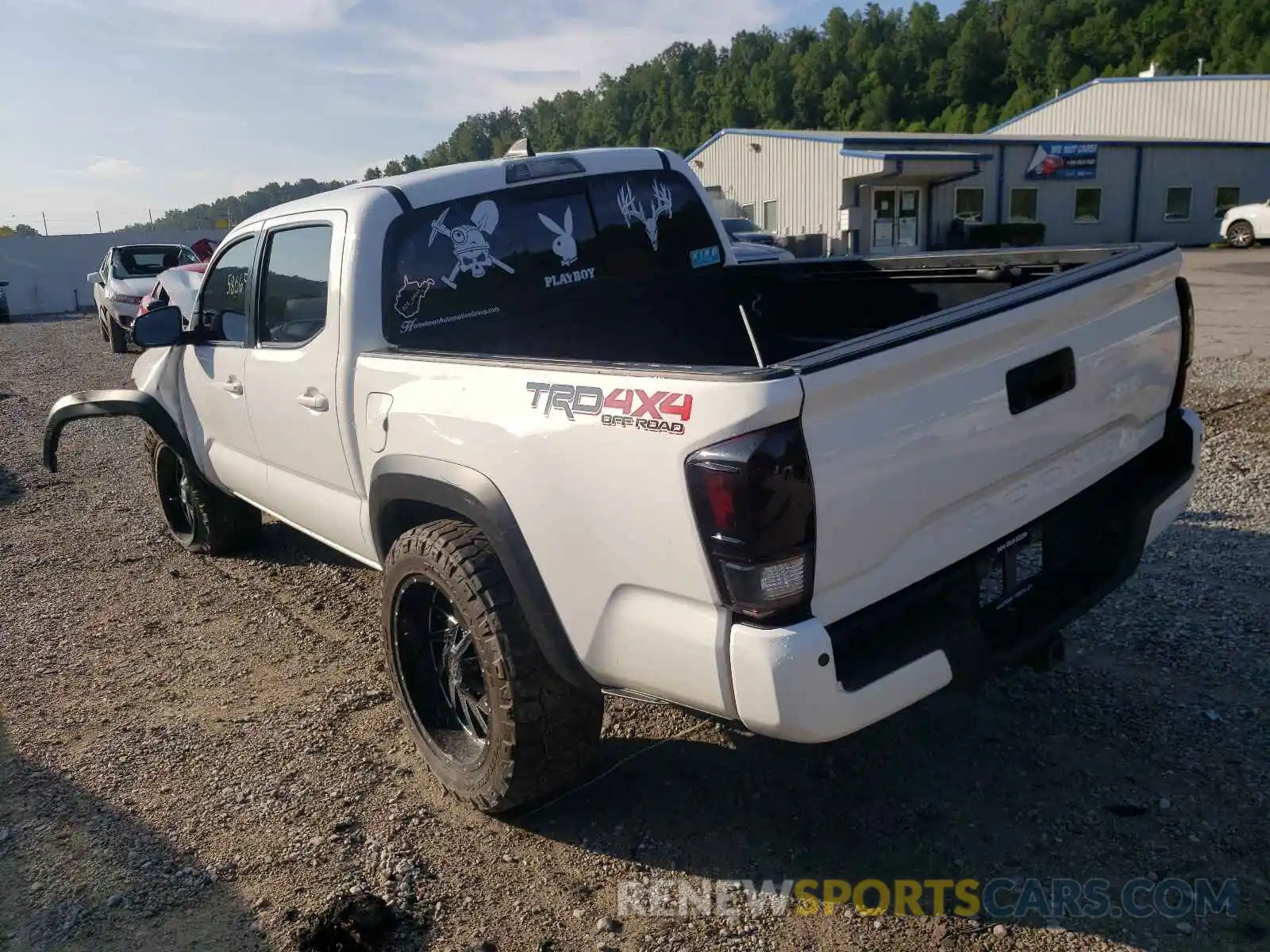 3 Photograph of a damaged car 3TMCZ5AN5KM203265 TOYOTA TACOMA 2019