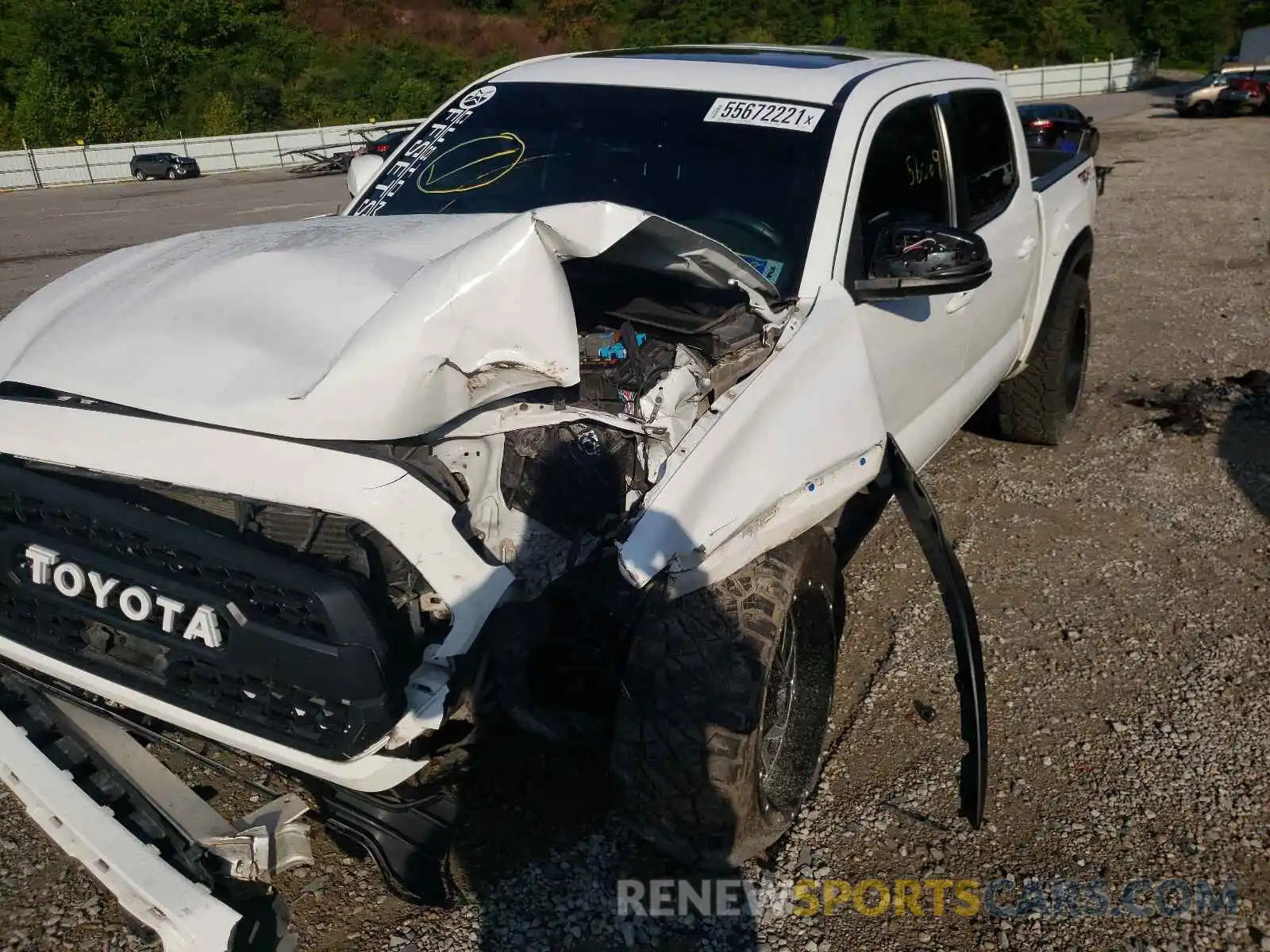 9 Photograph of a damaged car 3TMCZ5AN5KM203265 TOYOTA TACOMA 2019