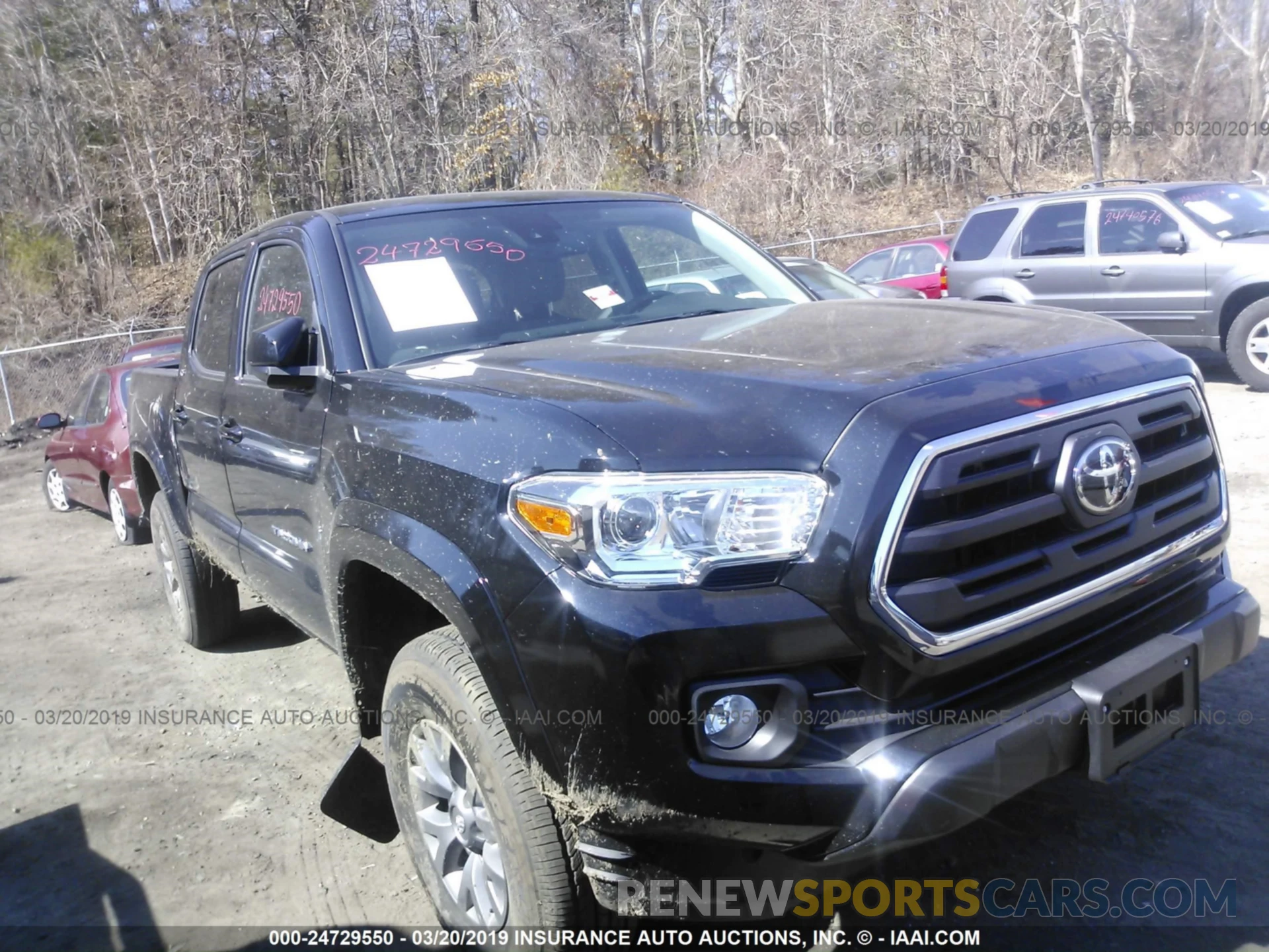 1 Photograph of a damaged car 3TMCZ5AN5KM203993 TOYOTA TACOMA 2019