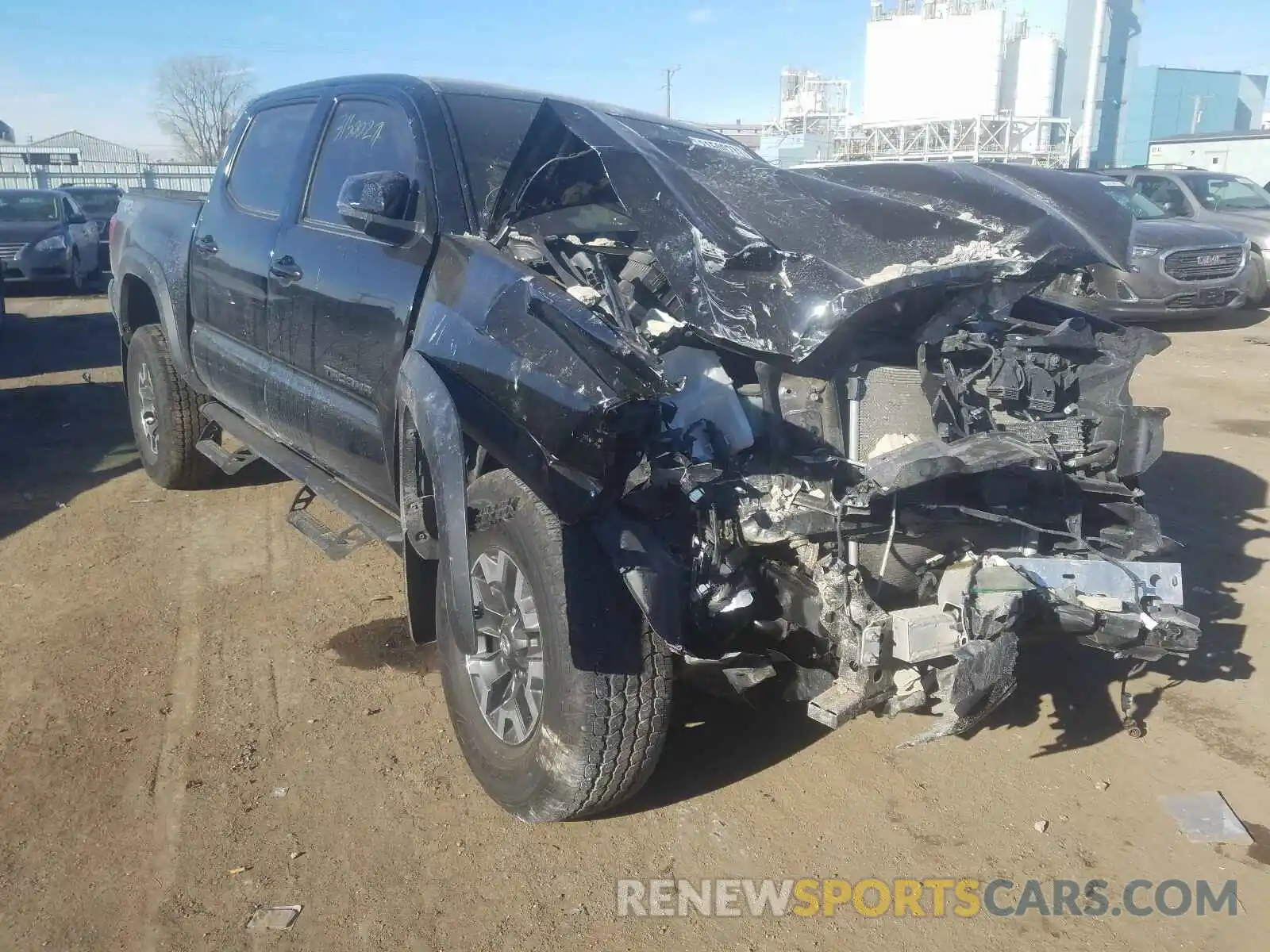 1 Photograph of a damaged car 3TMCZ5AN5KM206635 TOYOTA TACOMA 2019