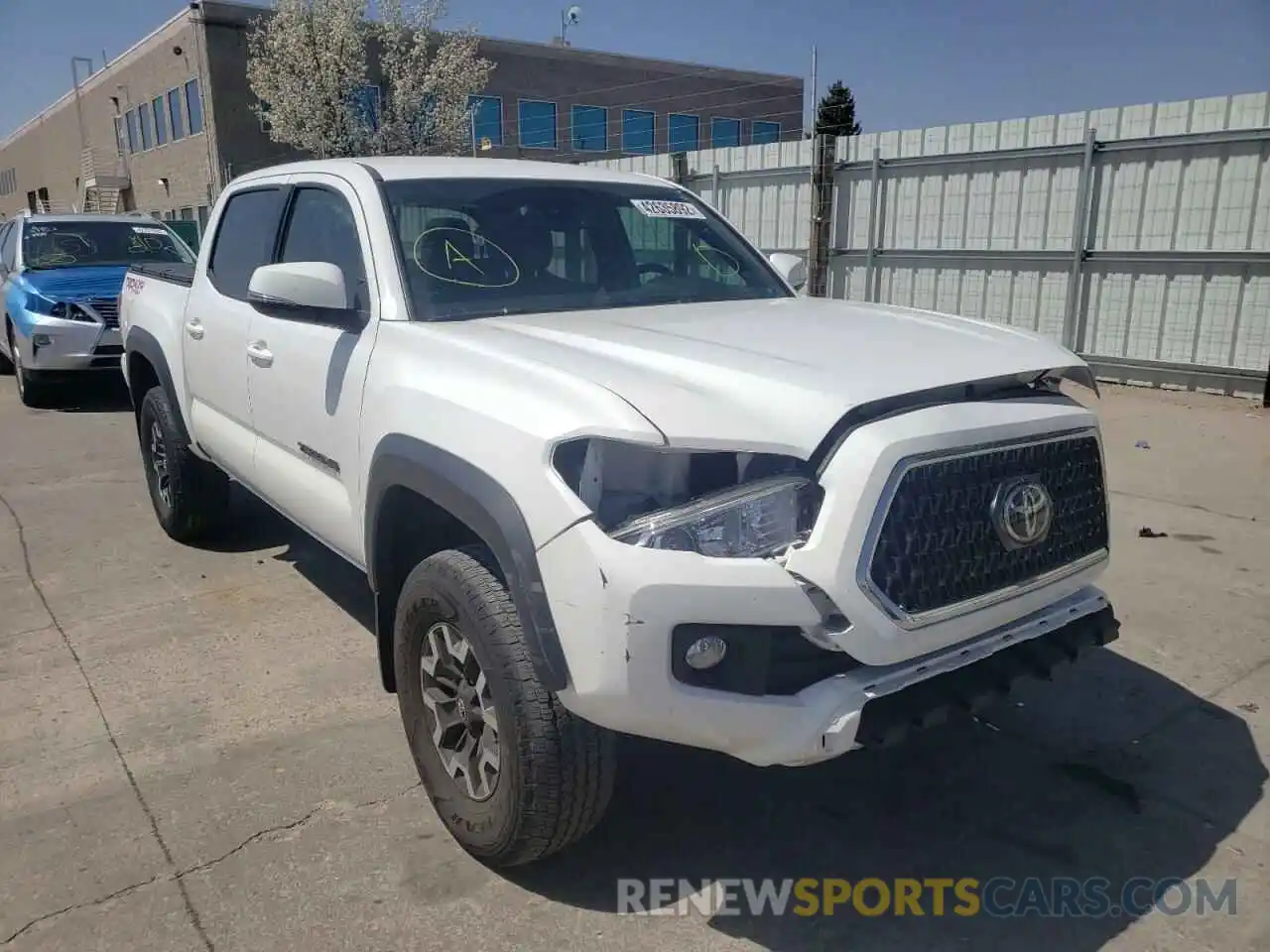 1 Photograph of a damaged car 3TMCZ5AN5KM207218 TOYOTA TACOMA 2019