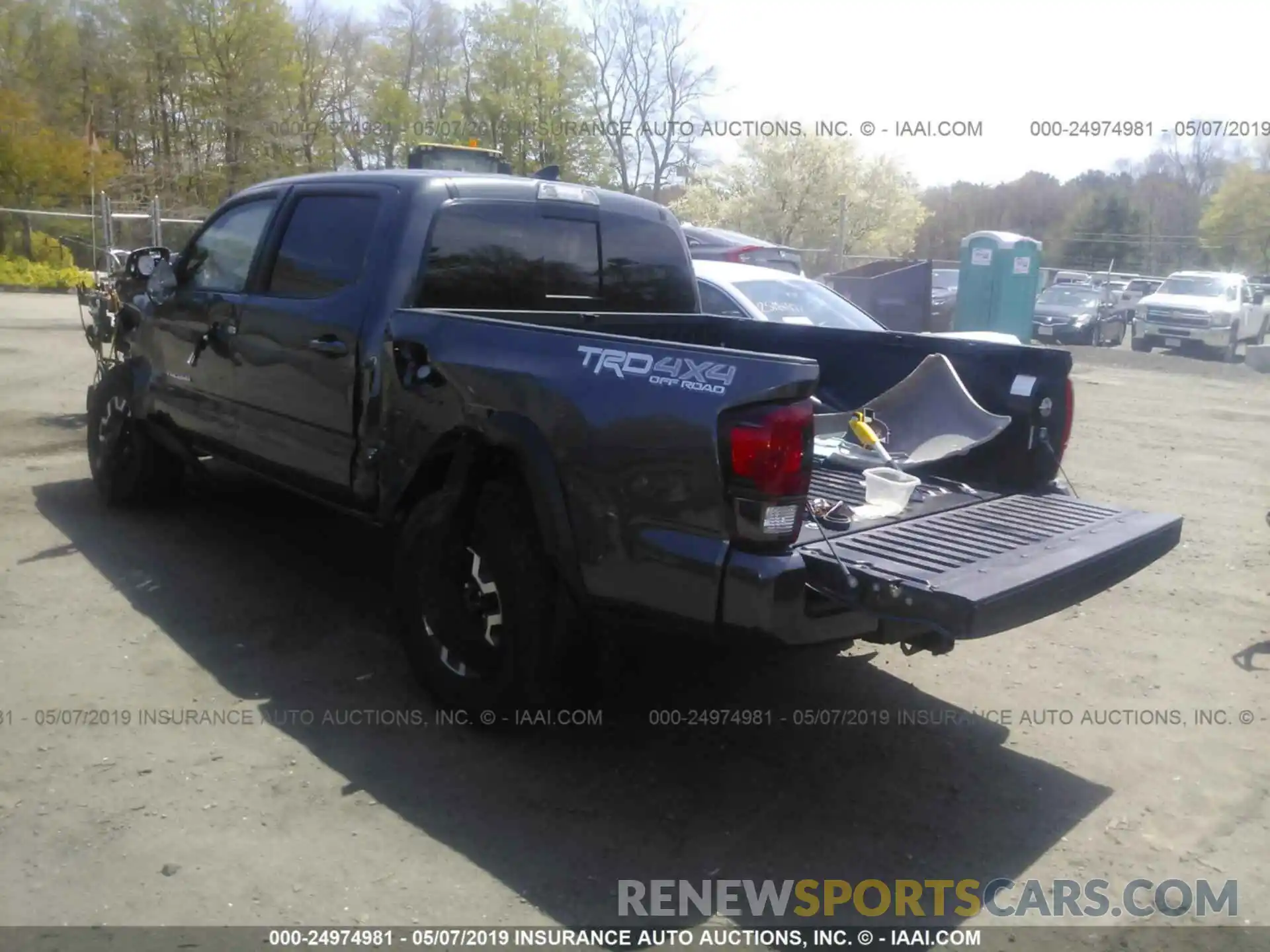 3 Photograph of a damaged car 3TMCZ5AN5KM212936 TOYOTA TACOMA 2019