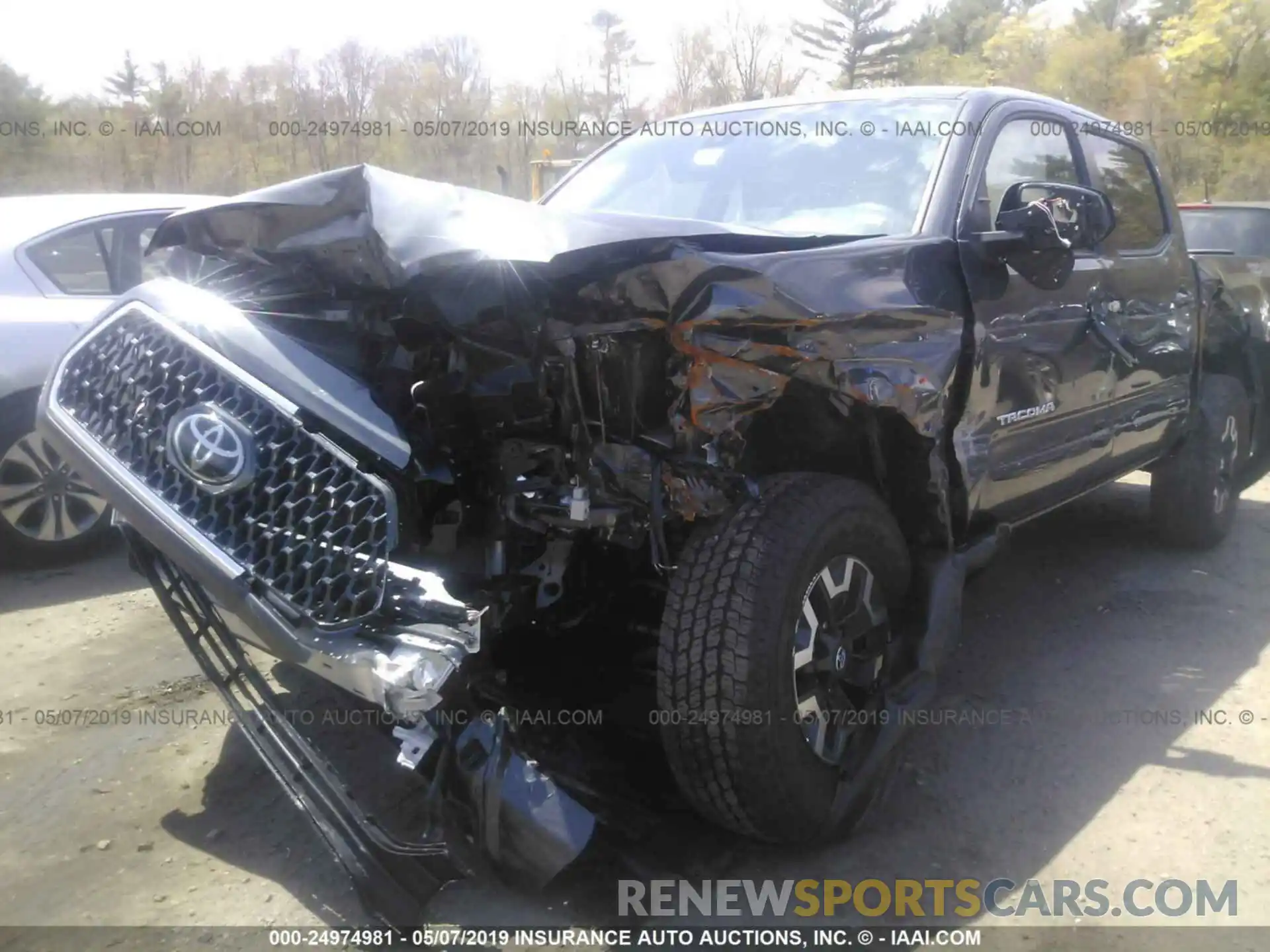 6 Photograph of a damaged car 3TMCZ5AN5KM212936 TOYOTA TACOMA 2019