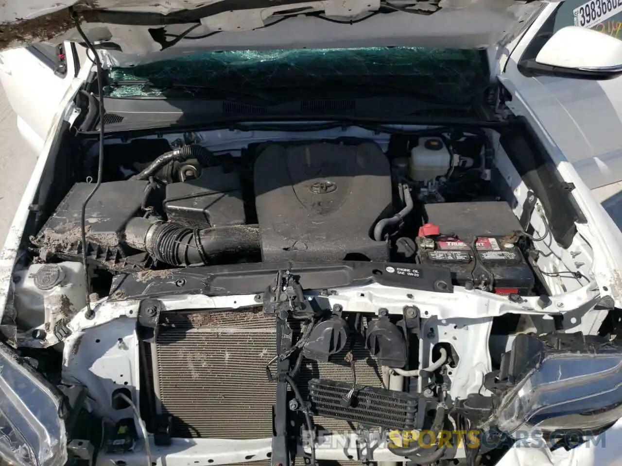 7 Photograph of a damaged car 3TMCZ5AN5KM216744 TOYOTA TACOMA 2019