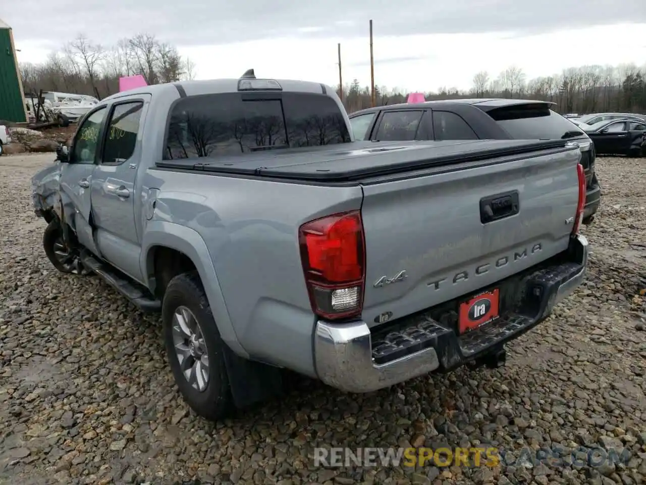 3 Photograph of a damaged car 3TMCZ5AN5KM226318 TOYOTA TACOMA 2019