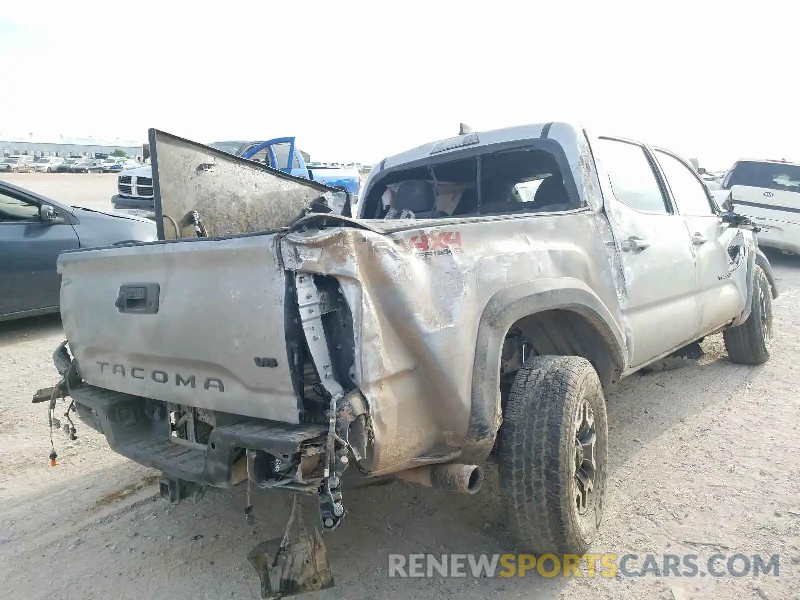 4 Photograph of a damaged car 3TMCZ5AN5KM235083 TOYOTA TACOMA 2019