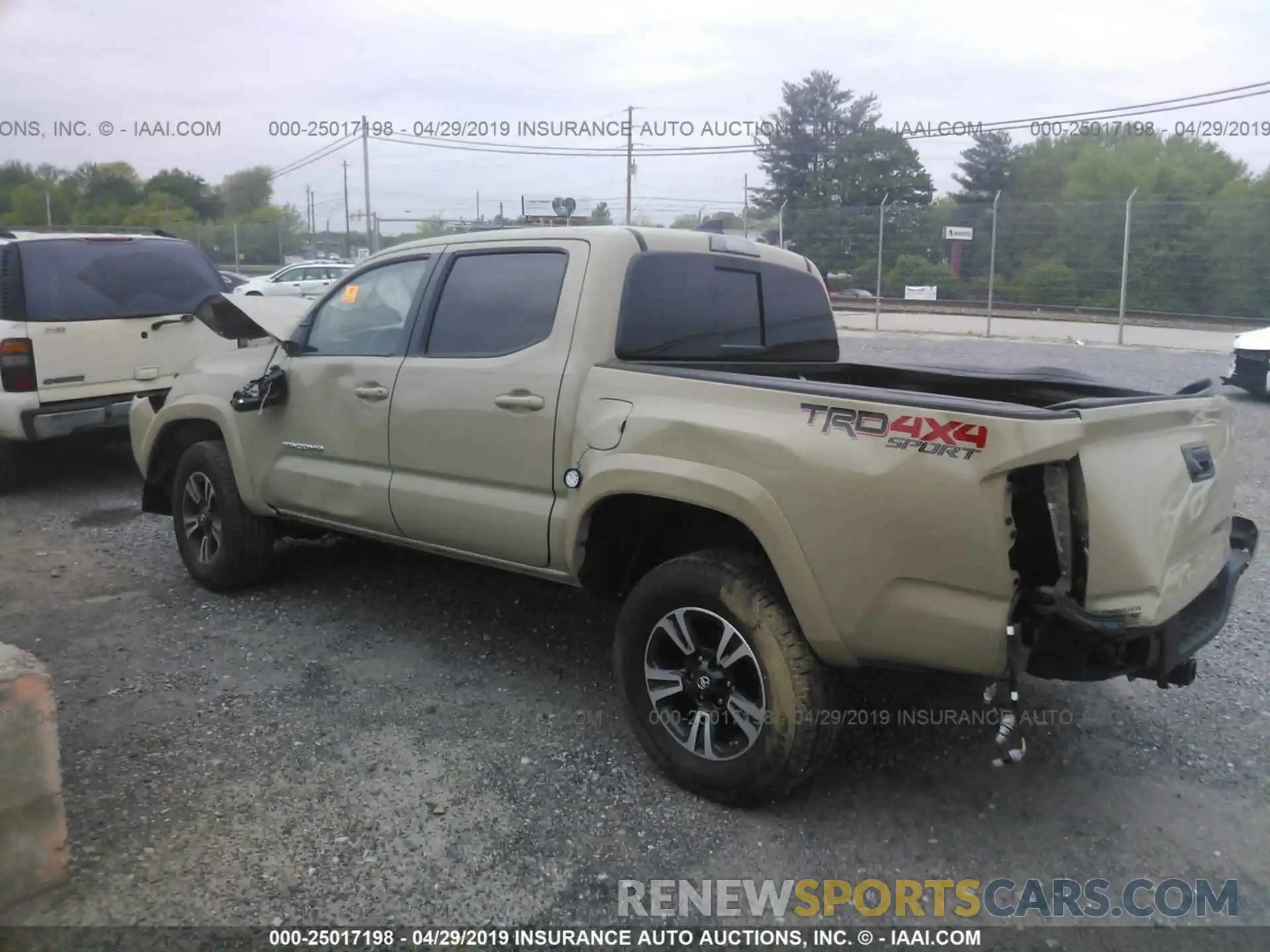 3 Photograph of a damaged car 3TMCZ5AN5KM235276 TOYOTA TACOMA 2019