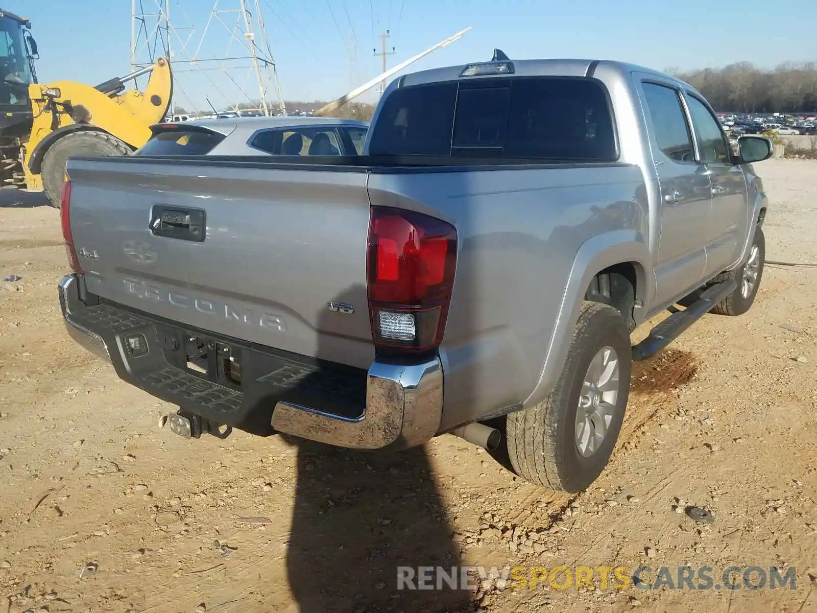 4 Photograph of a damaged car 3TMCZ5AN5KM238081 TOYOTA TACOMA 2019