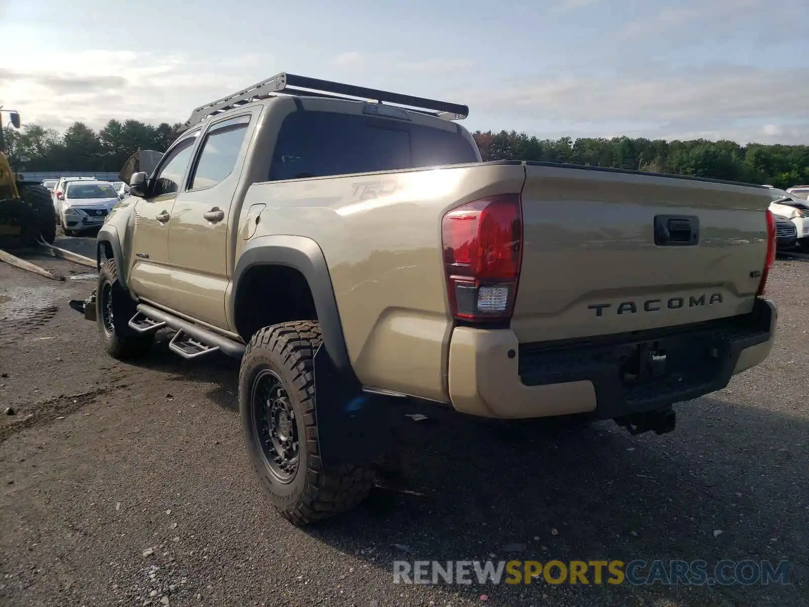 3 Photograph of a damaged car 3TMCZ5AN5KM242812 TOYOTA TACOMA 2019