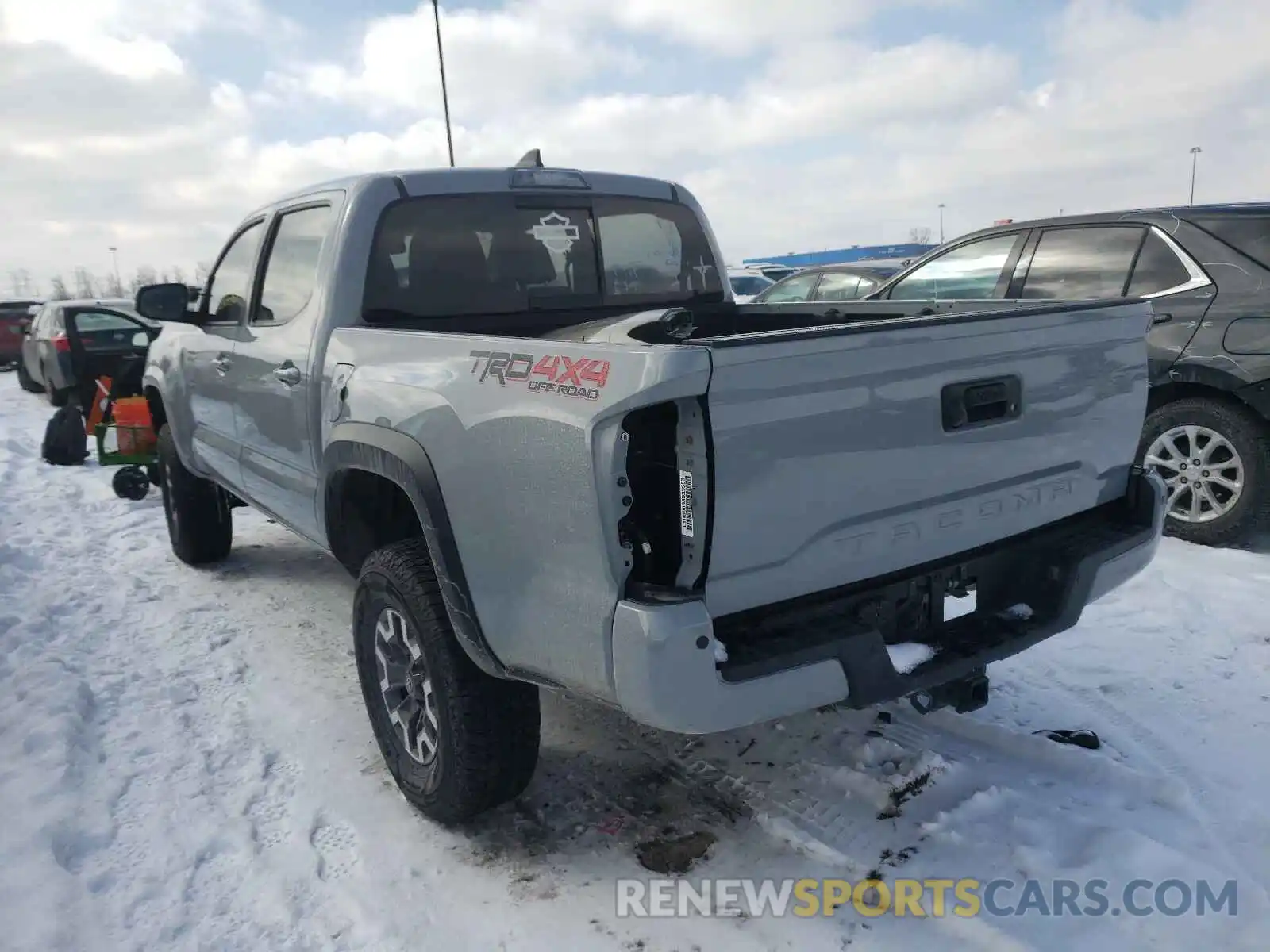 3 Photograph of a damaged car 3TMCZ5AN5KM242826 TOYOTA TACOMA 2019