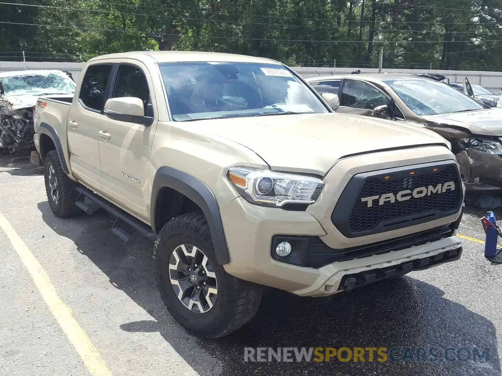 1 Photograph of a damaged car 3TMCZ5AN5KM243443 TOYOTA TACOMA 2019