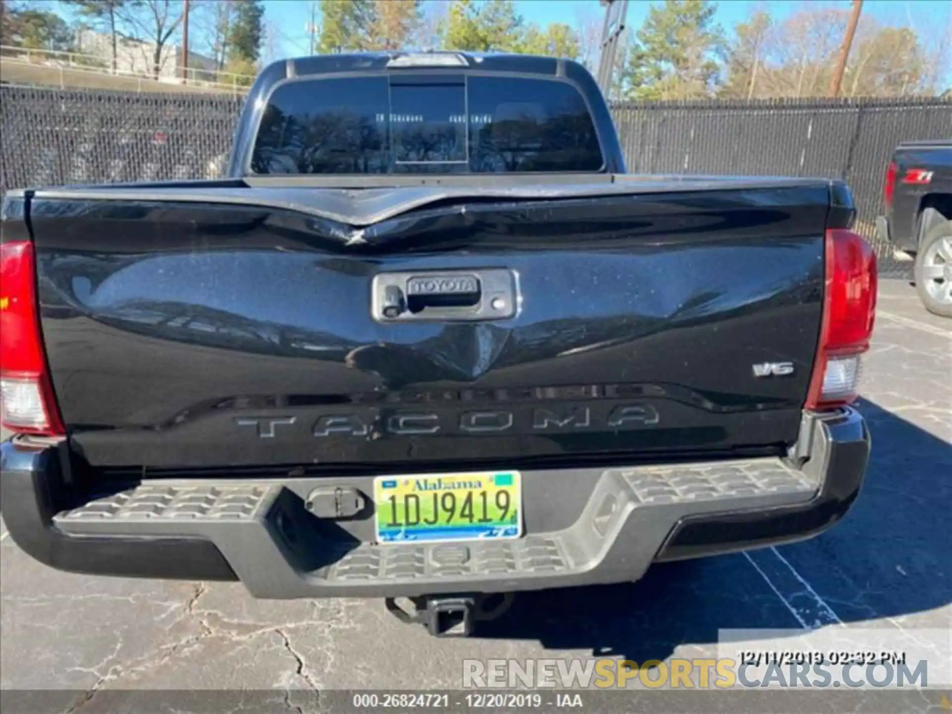 5 Photograph of a damaged car 3TMCZ5AN5KM248948 TOYOTA TACOMA 2019