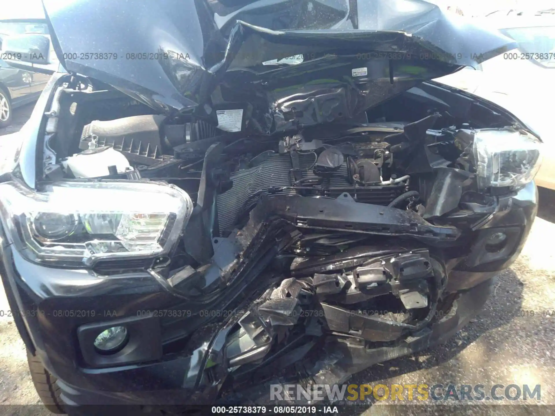 6 Photograph of a damaged car 3TMCZ5AN5KM252532 TOYOTA TACOMA 2019