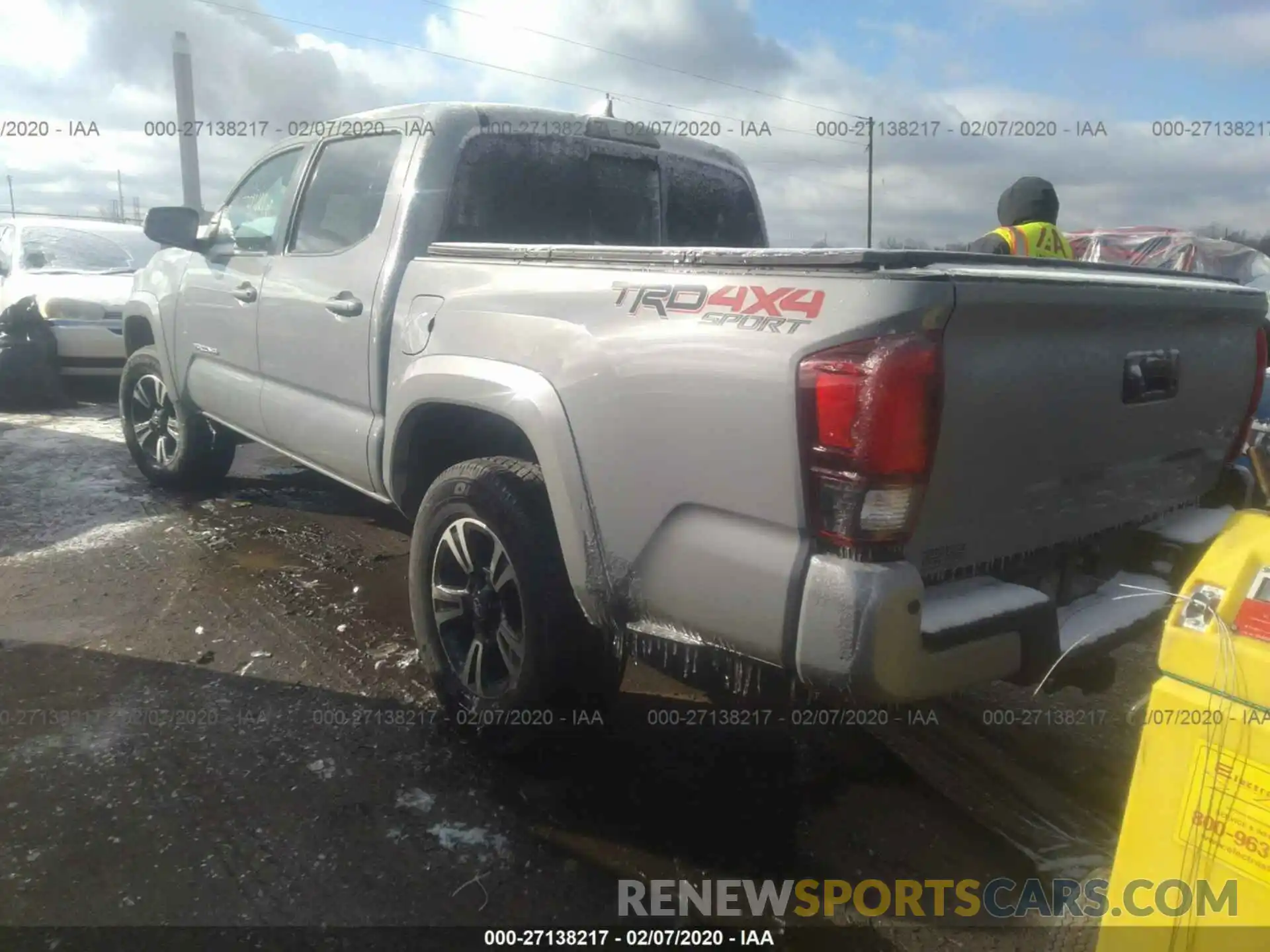 3 Photograph of a damaged car 3TMCZ5AN5KM254054 TOYOTA TACOMA 2019