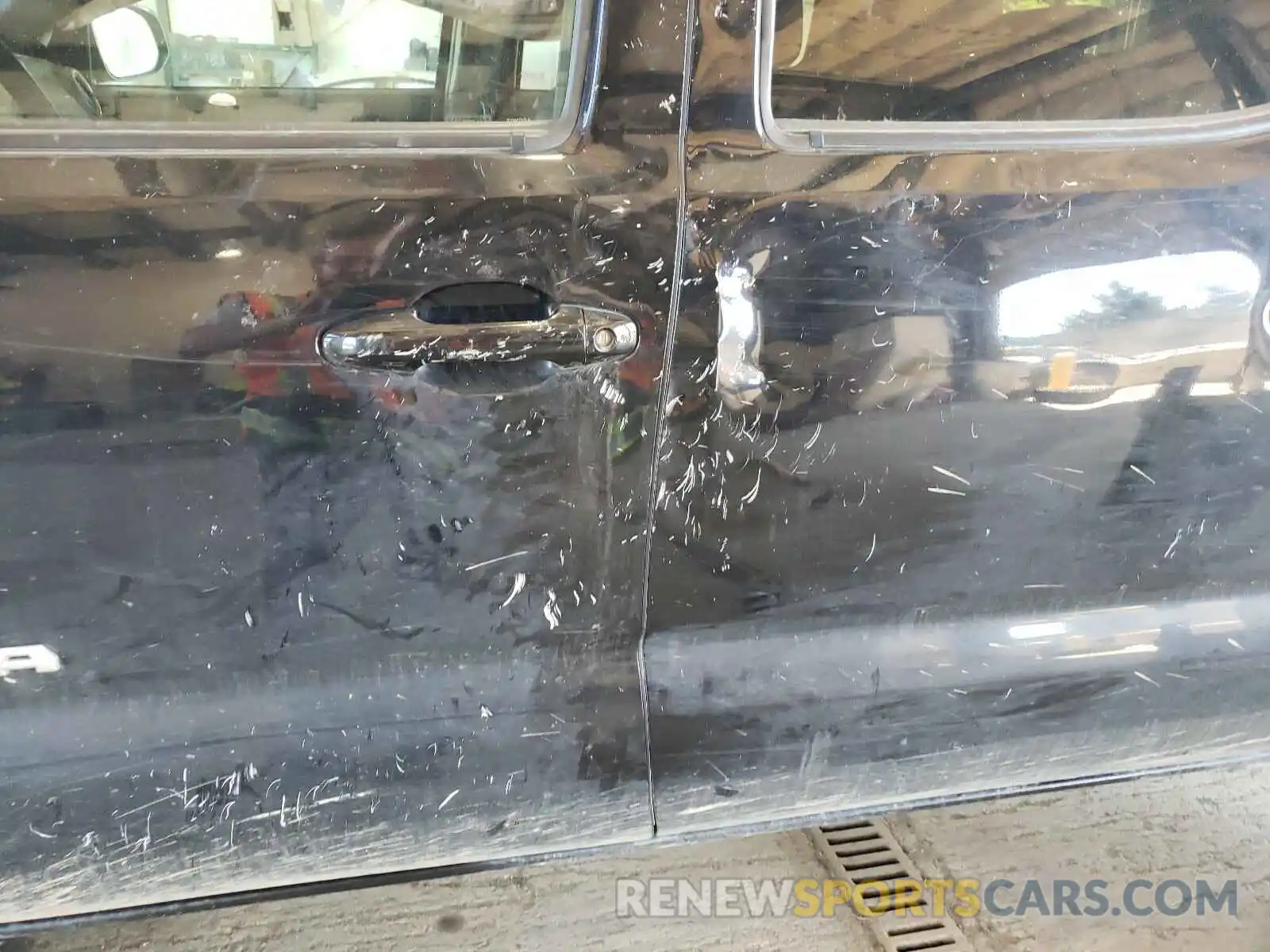 9 Photograph of a damaged car 3TMCZ5AN5KM255219 TOYOTA TACOMA 2019