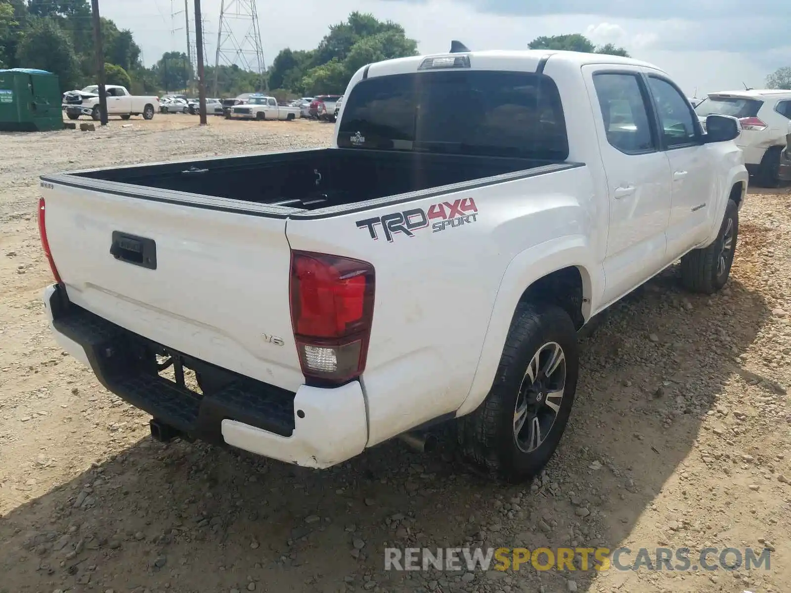 4 Photograph of a damaged car 3TMCZ5AN5KM255737 TOYOTA TACOMA 2019