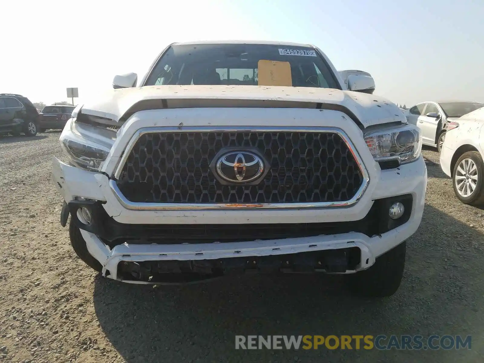 9 Photograph of a damaged car 3TMCZ5AN5KM255947 TOYOTA TACOMA 2019