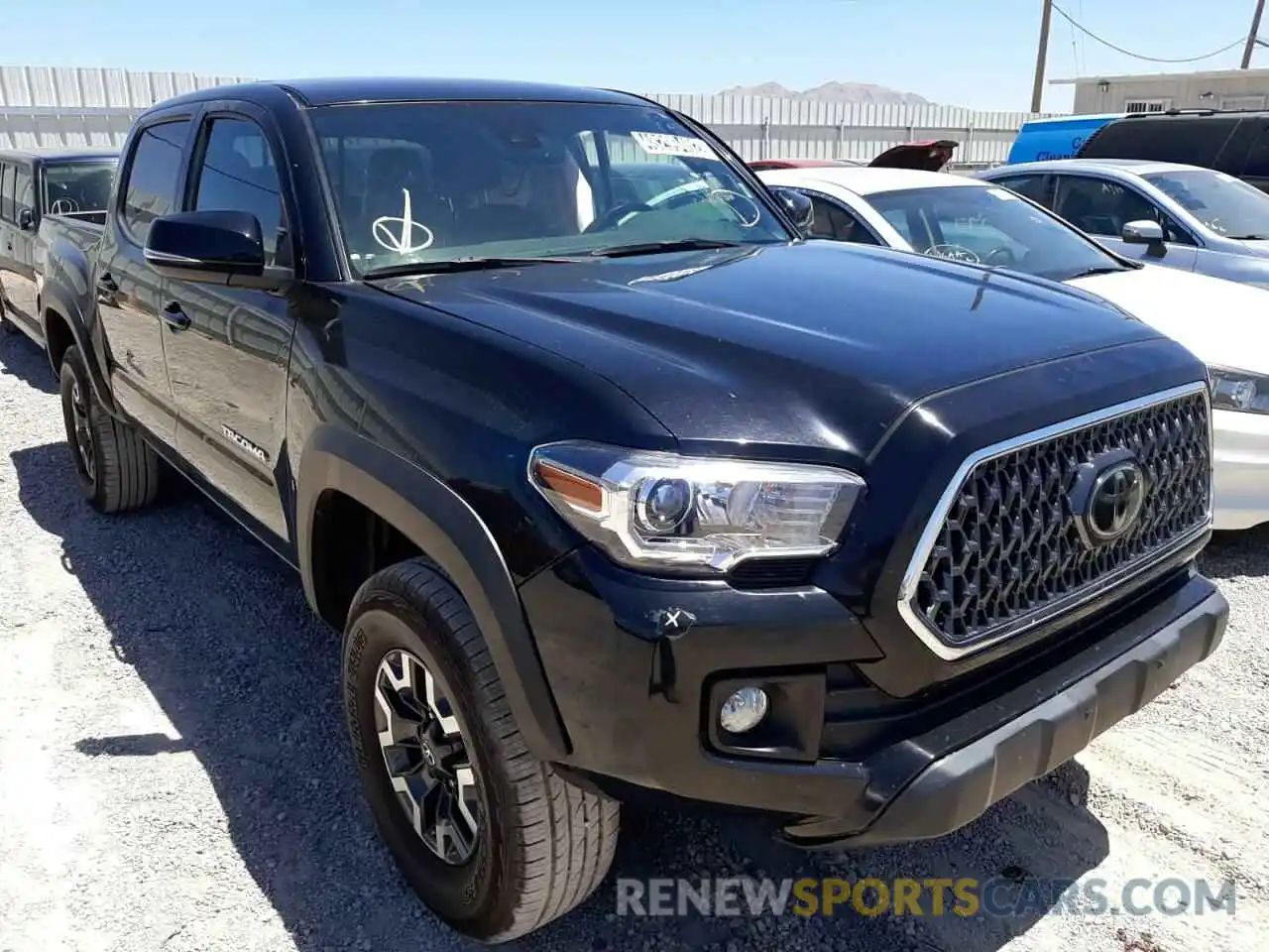 1 Photograph of a damaged car 3TMCZ5AN5KM256113 TOYOTA TACOMA 2019