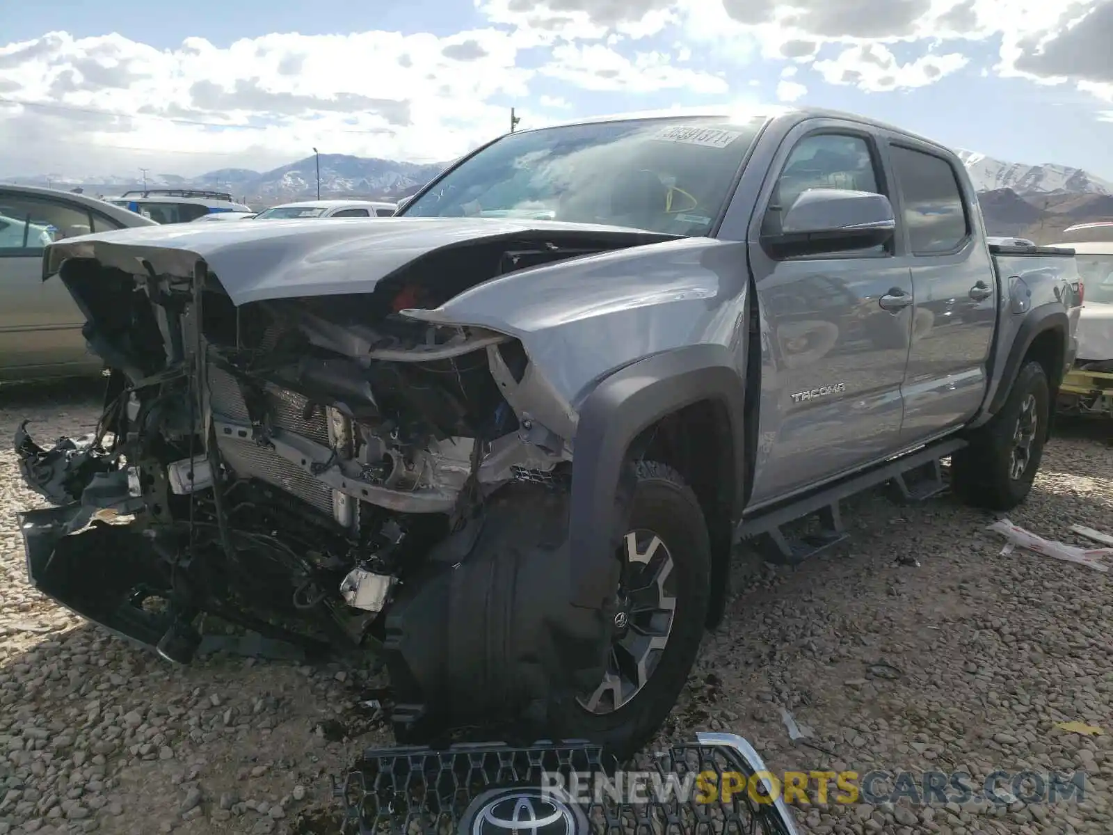 2 Photograph of a damaged car 3TMCZ5AN5KM258752 TOYOTA TACOMA 2019