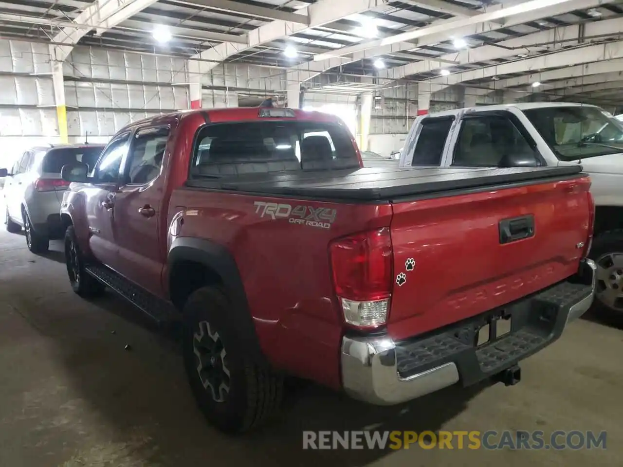 3 Photograph of a damaged car 3TMCZ5AN5KM258976 TOYOTA TACOMA 2019