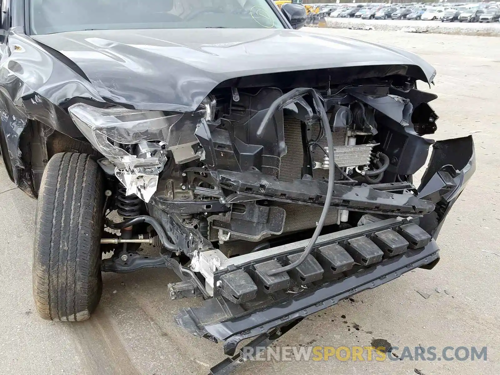 9 Photograph of a damaged car 3TMCZ5AN5KM259626 TOYOTA TACOMA 2019
