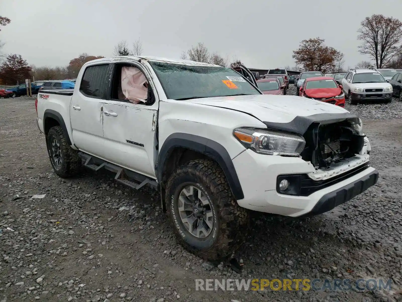 1 Photograph of a damaged car 3TMCZ5AN5KM262851 TOYOTA TACOMA 2019