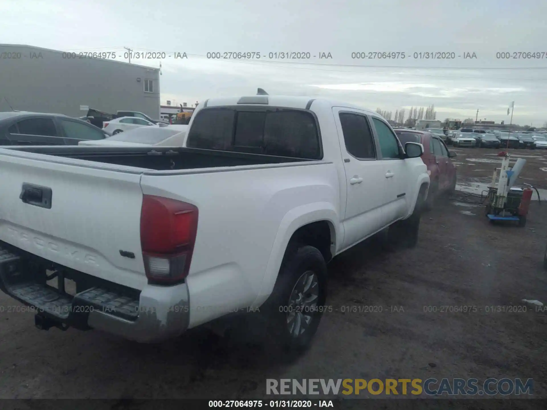 4 Photograph of a damaged car 3TMCZ5AN5KM265815 TOYOTA TACOMA 2019